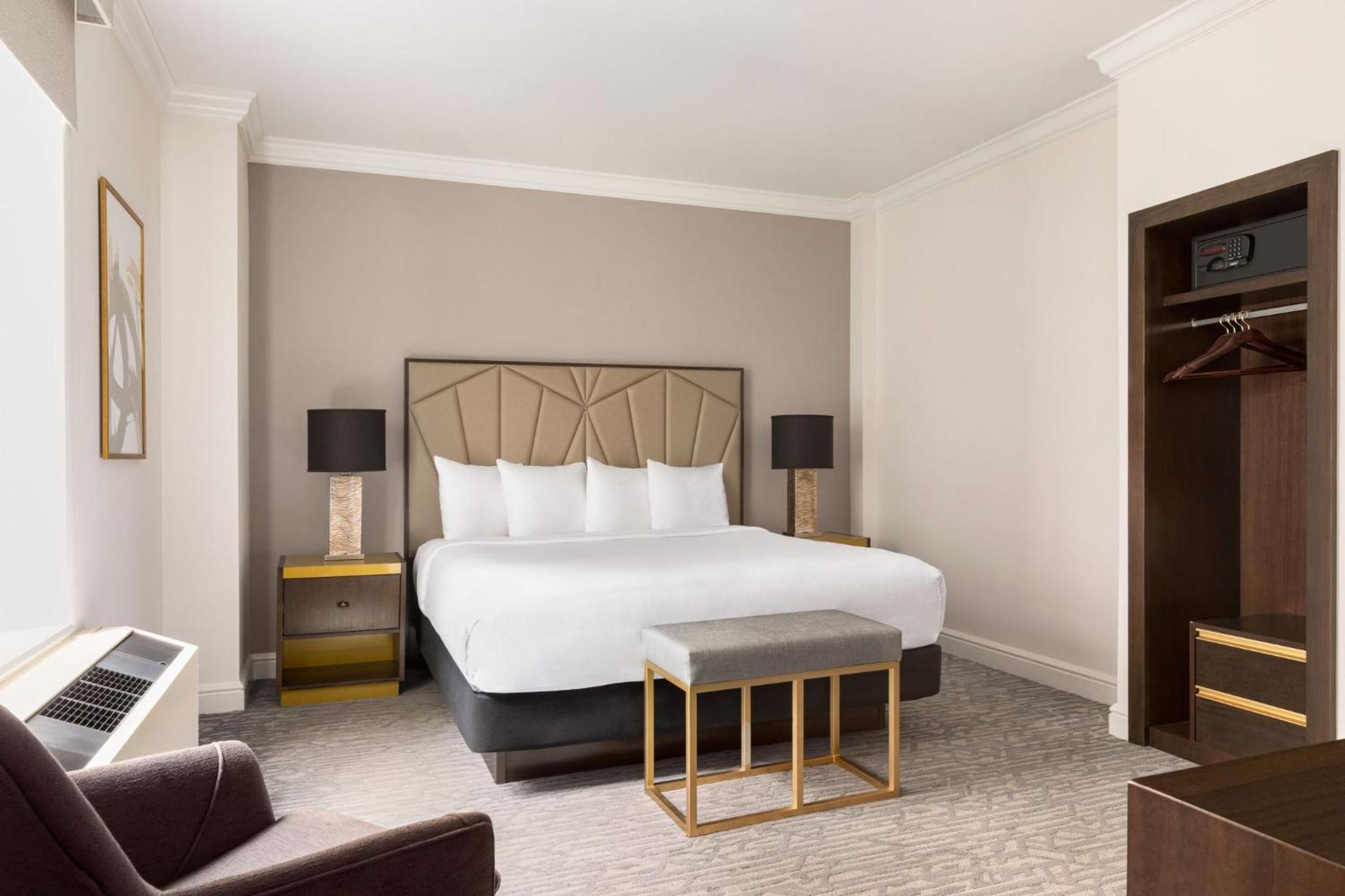 King Room