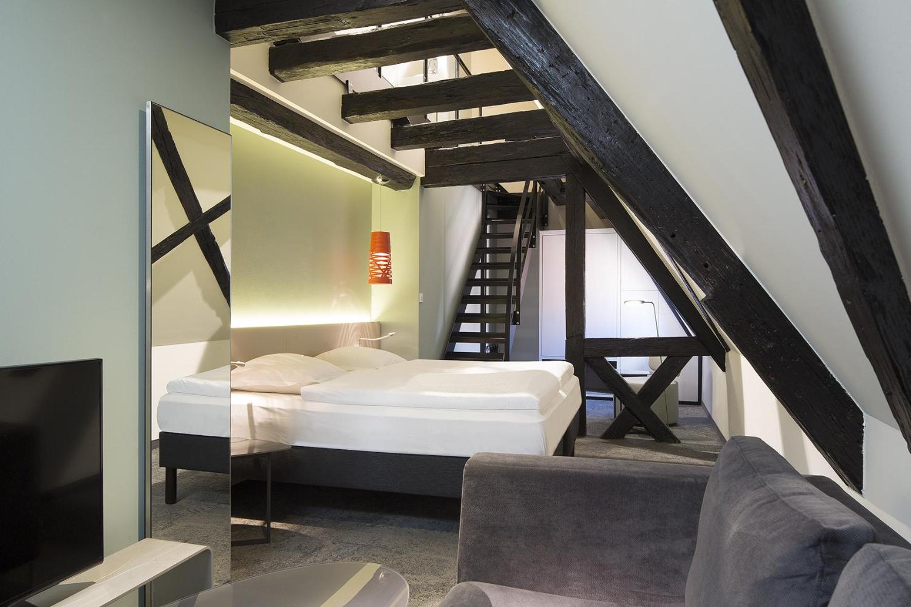 Double Suite - Photo 4