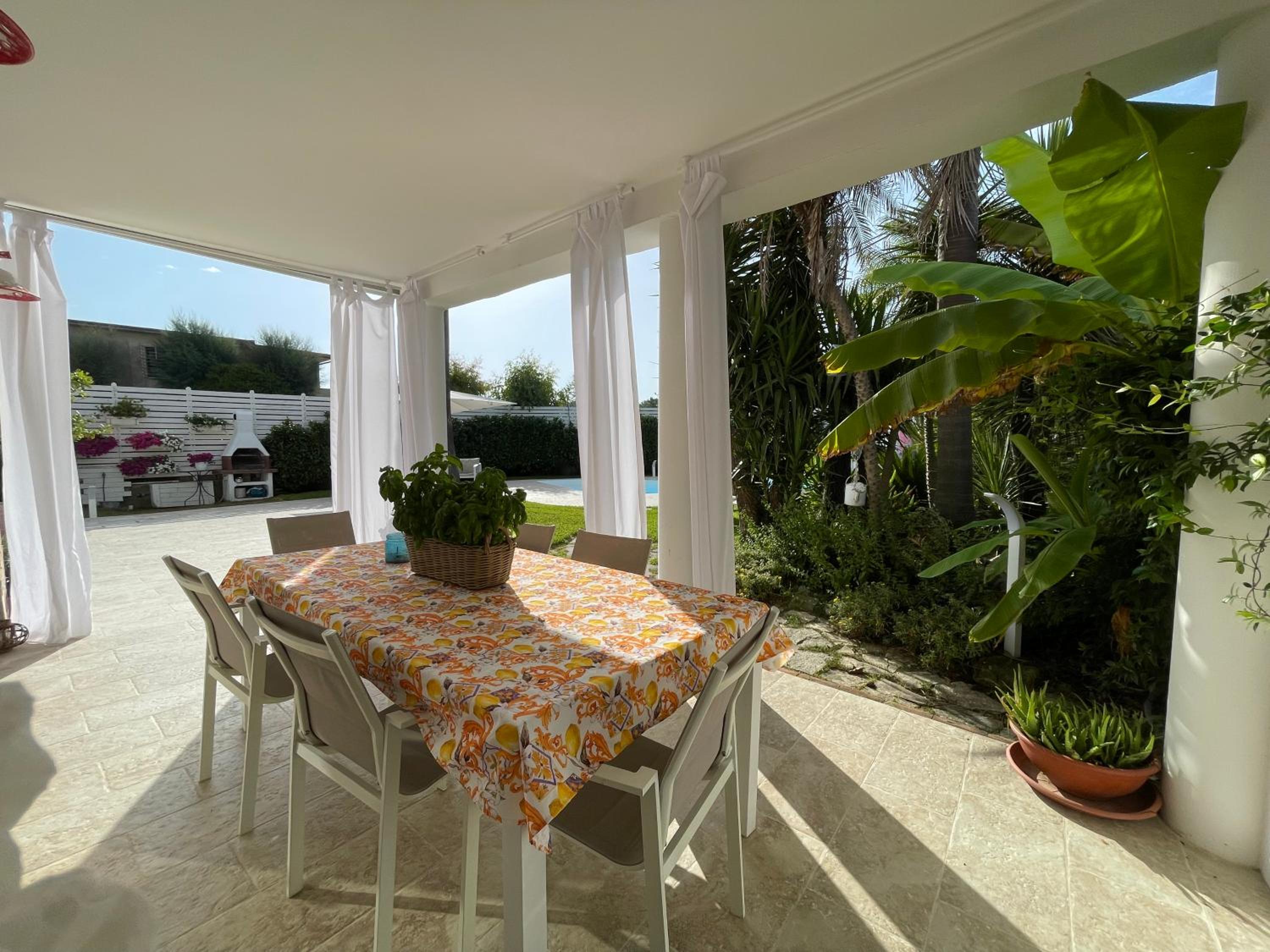 Villa with Private Pool photo 2