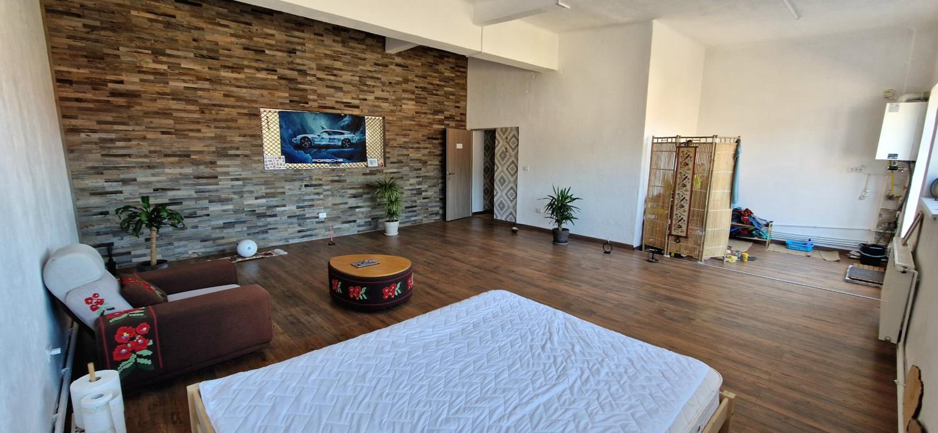 Double Room with Shared Bathroom