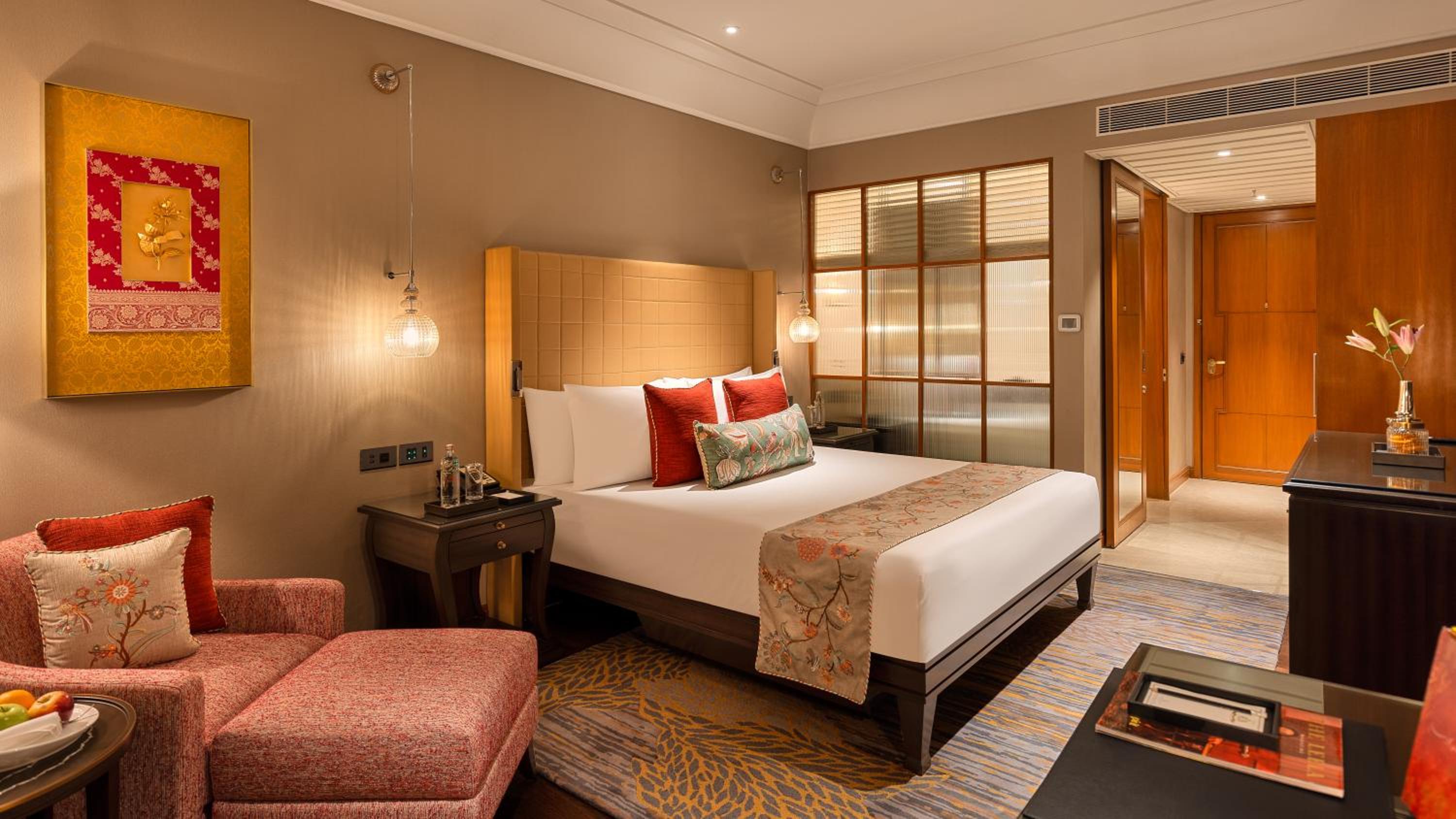 The Regent - Photo 4