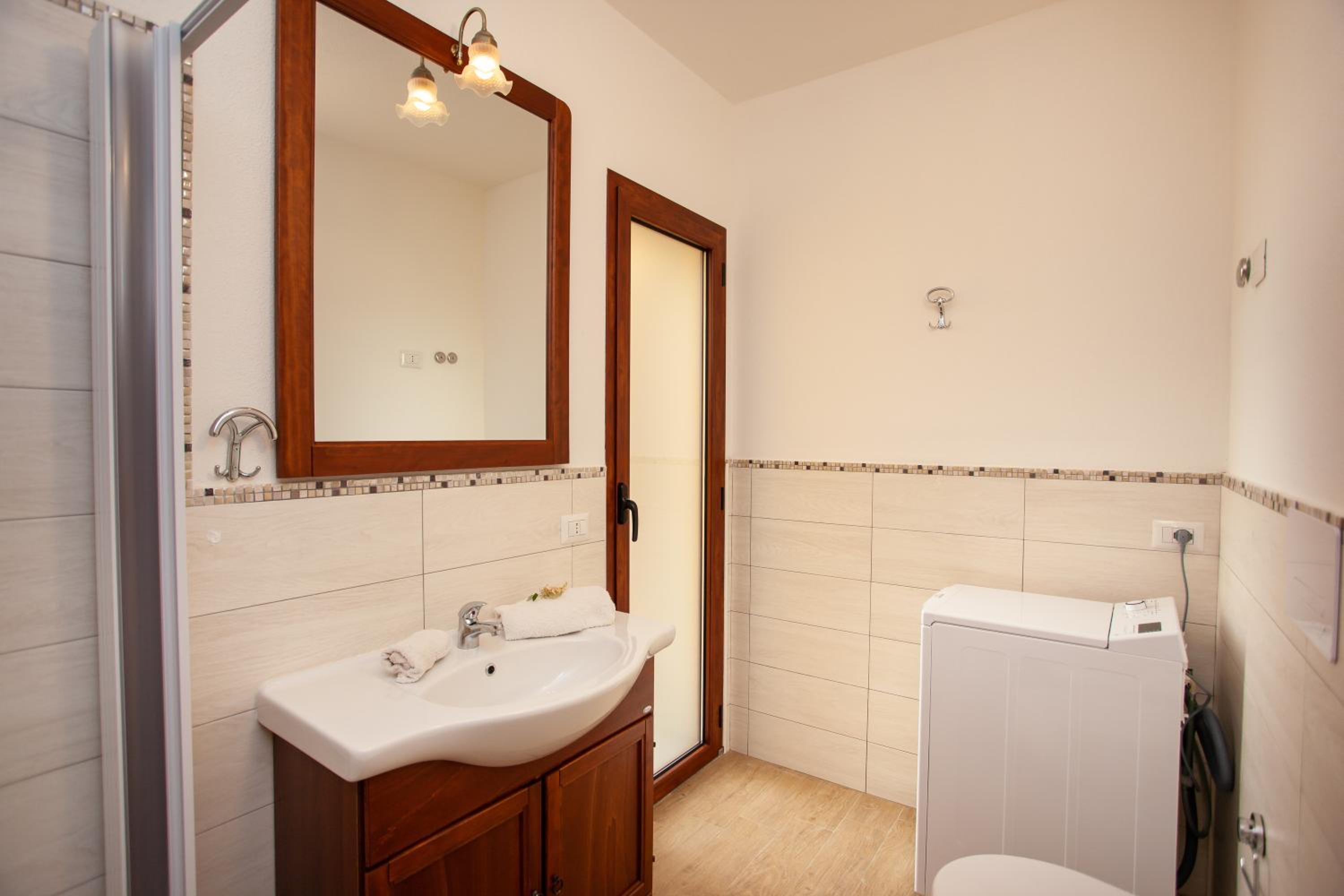 Three-Bedroom Superior Apartment photo 2