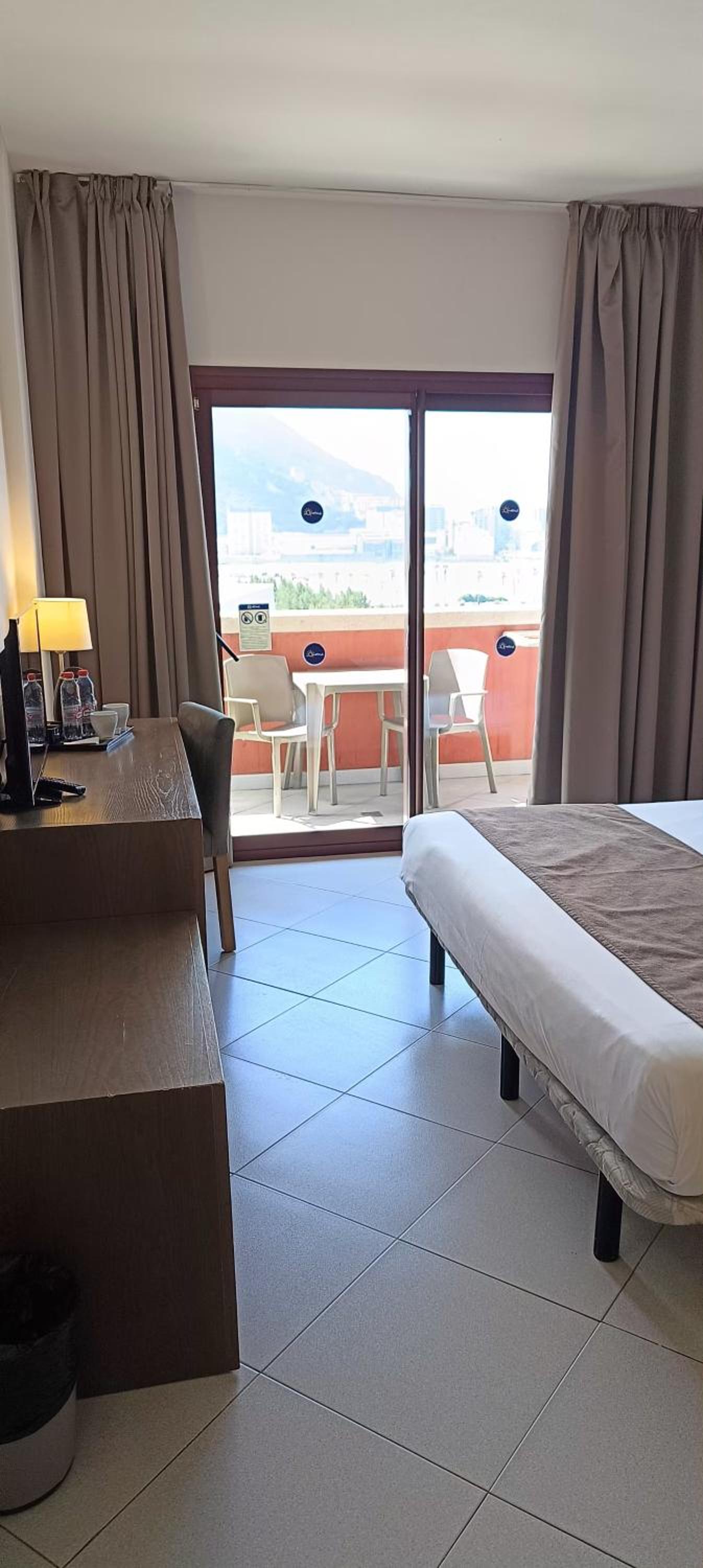 Double or Twin Room - Photo 2