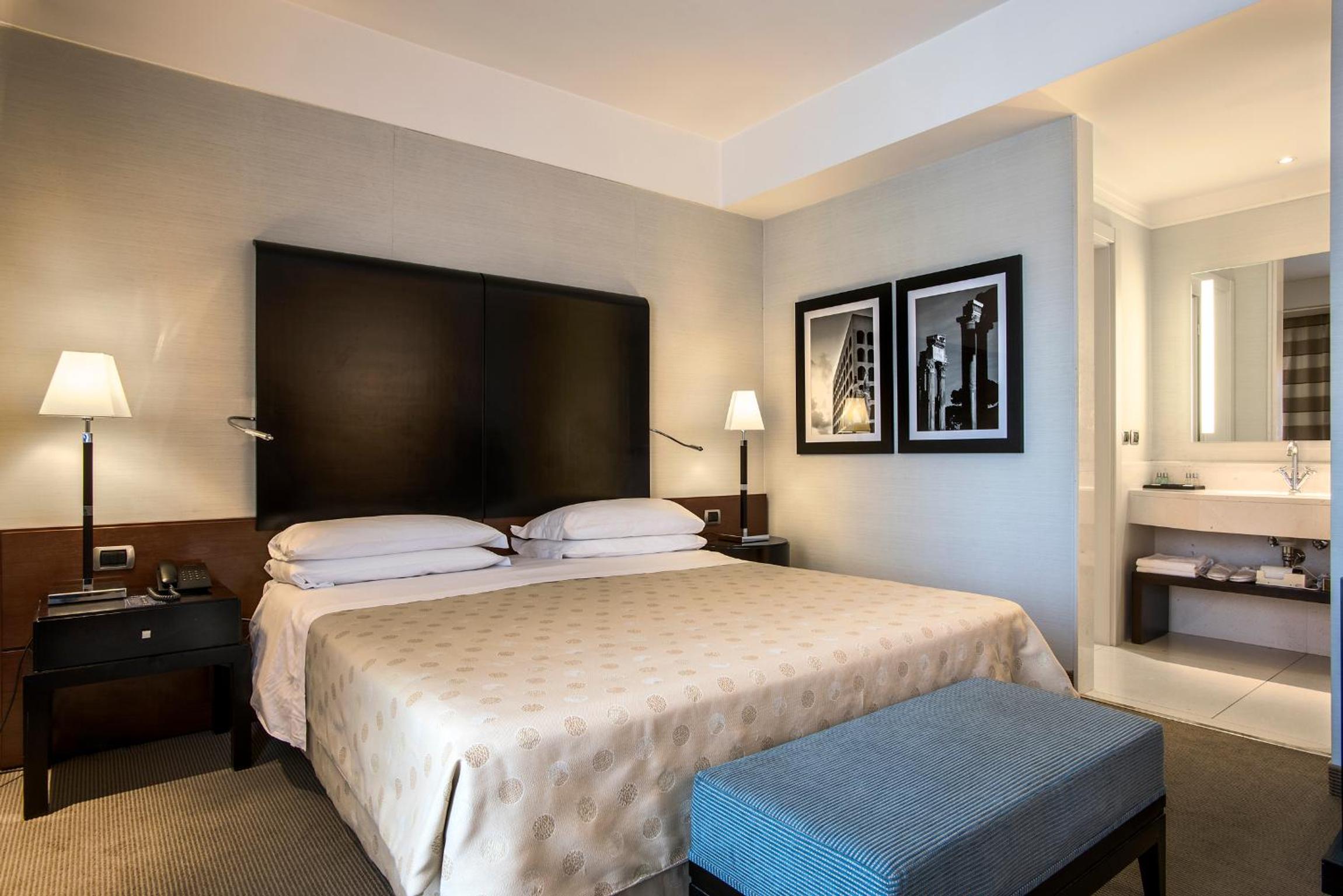 Superior Double or Twin Room photo 2