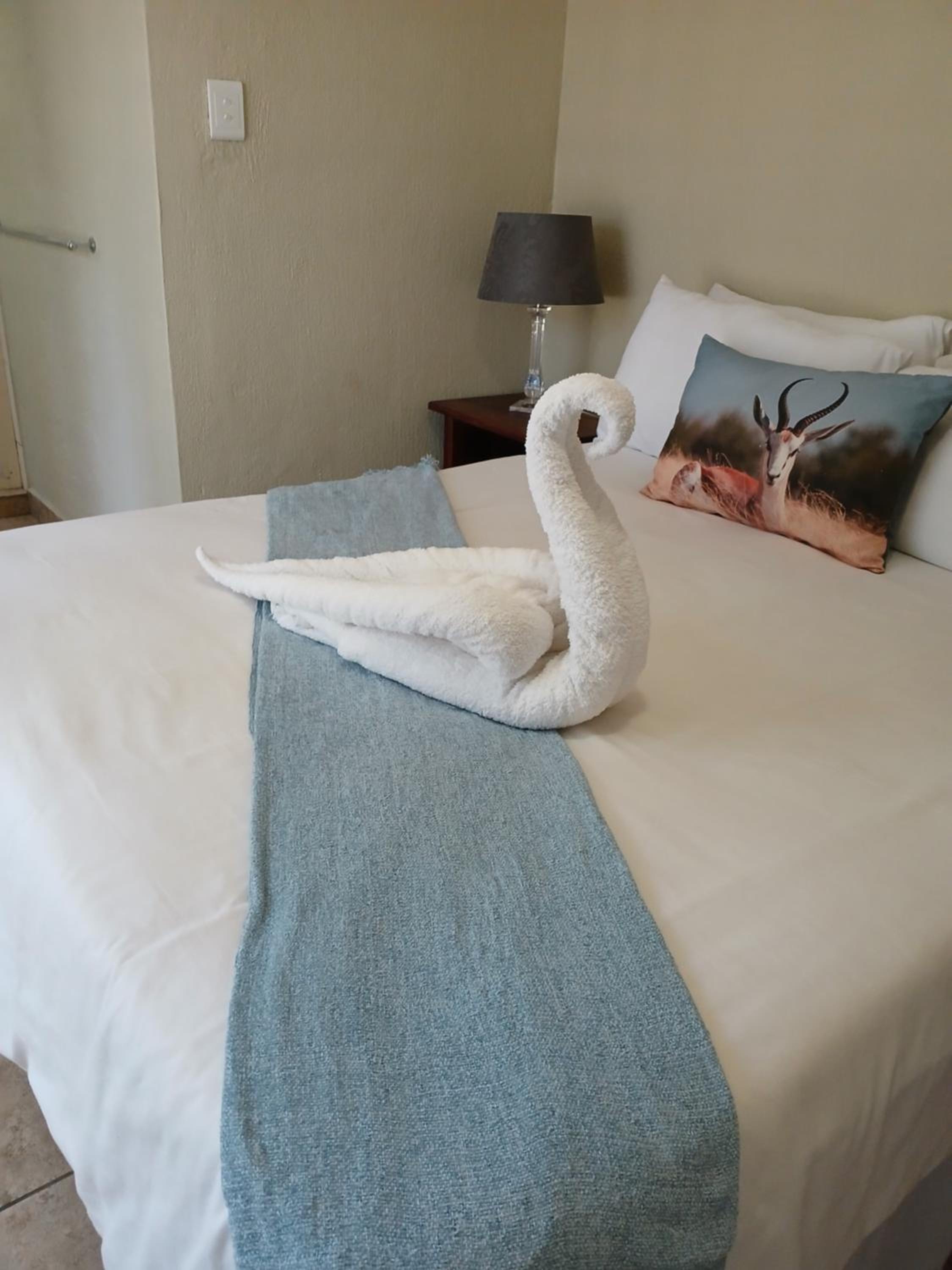 Superior King Suite - Photo 4
