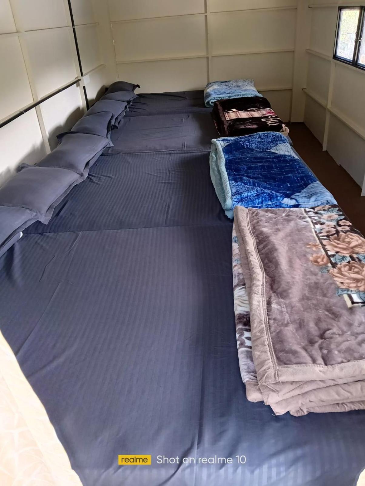 4-Bed Mixed Dormitory Room photo 3