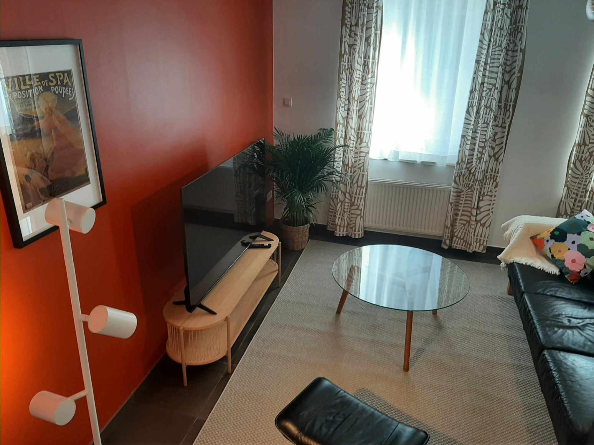 One-Bedroom Apartment photo 3