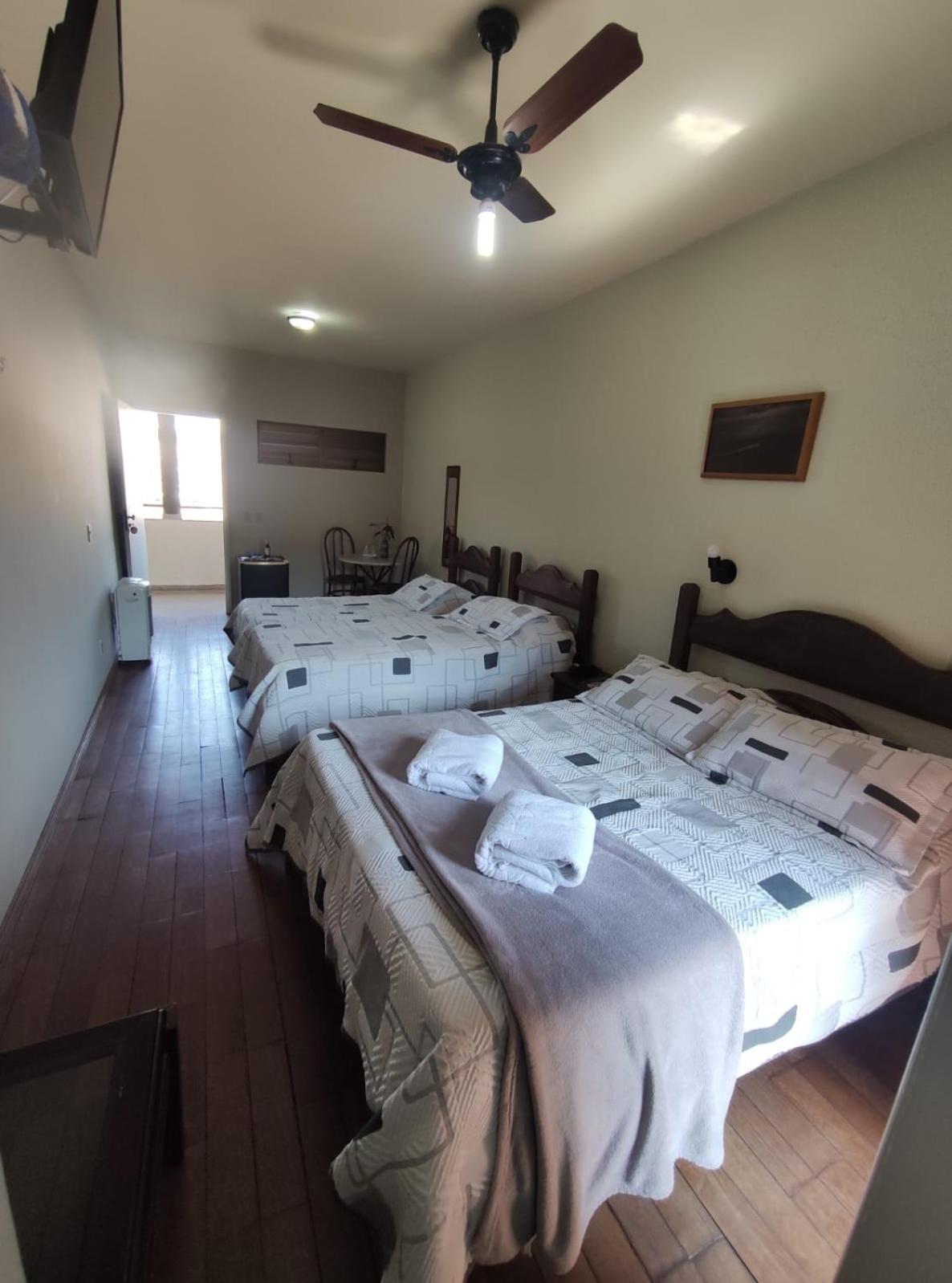 Deluxe Double or Twin Room with Pool Access photo 2