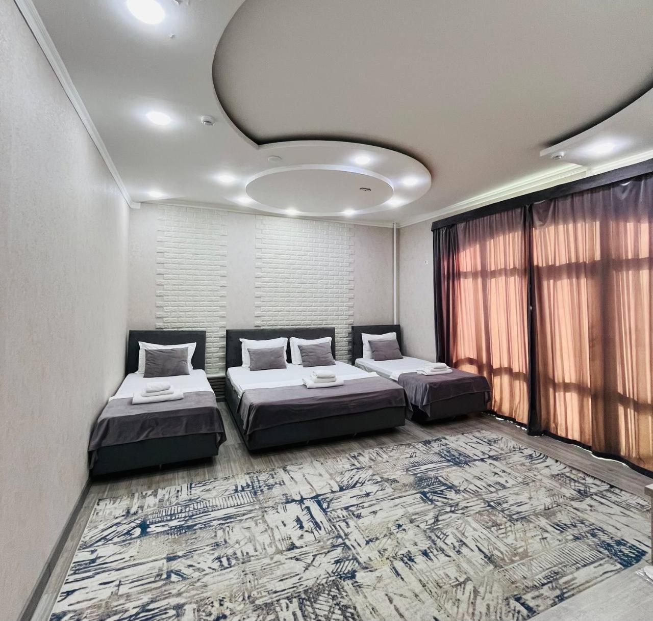 King Studio with Sofa Bed