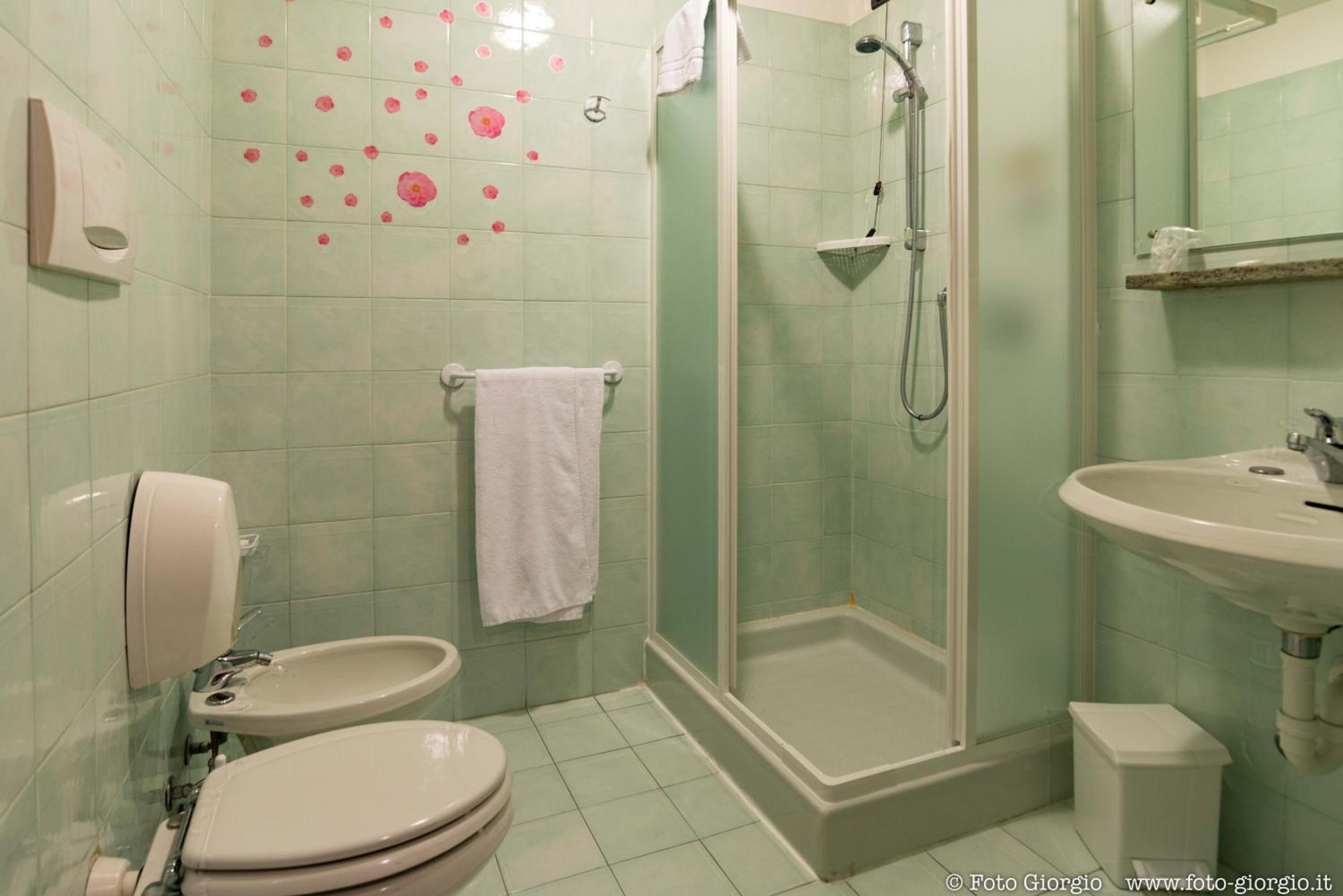 Double or Twin Room photo 3