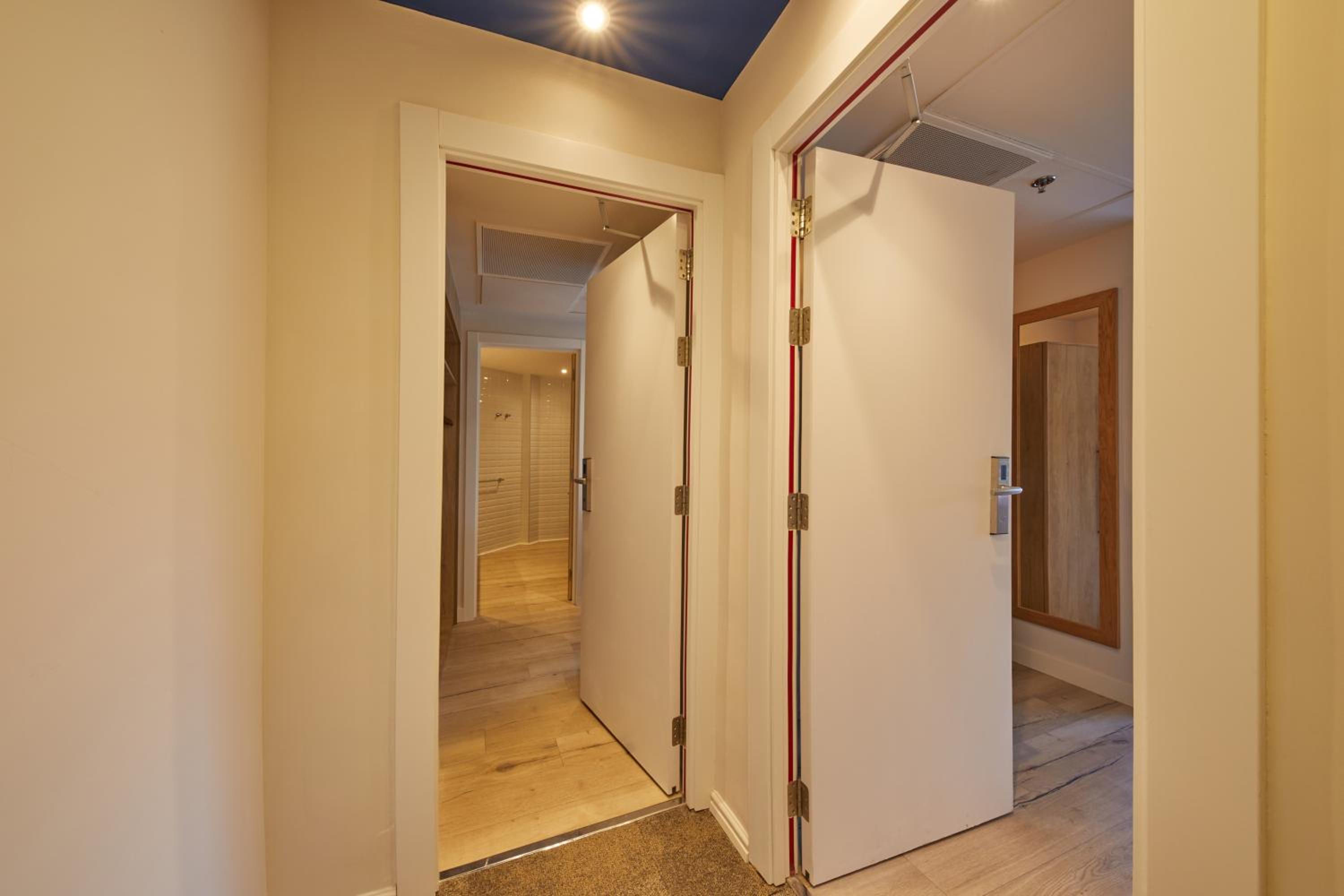 Preferred Club Suite Sea View Single Parent