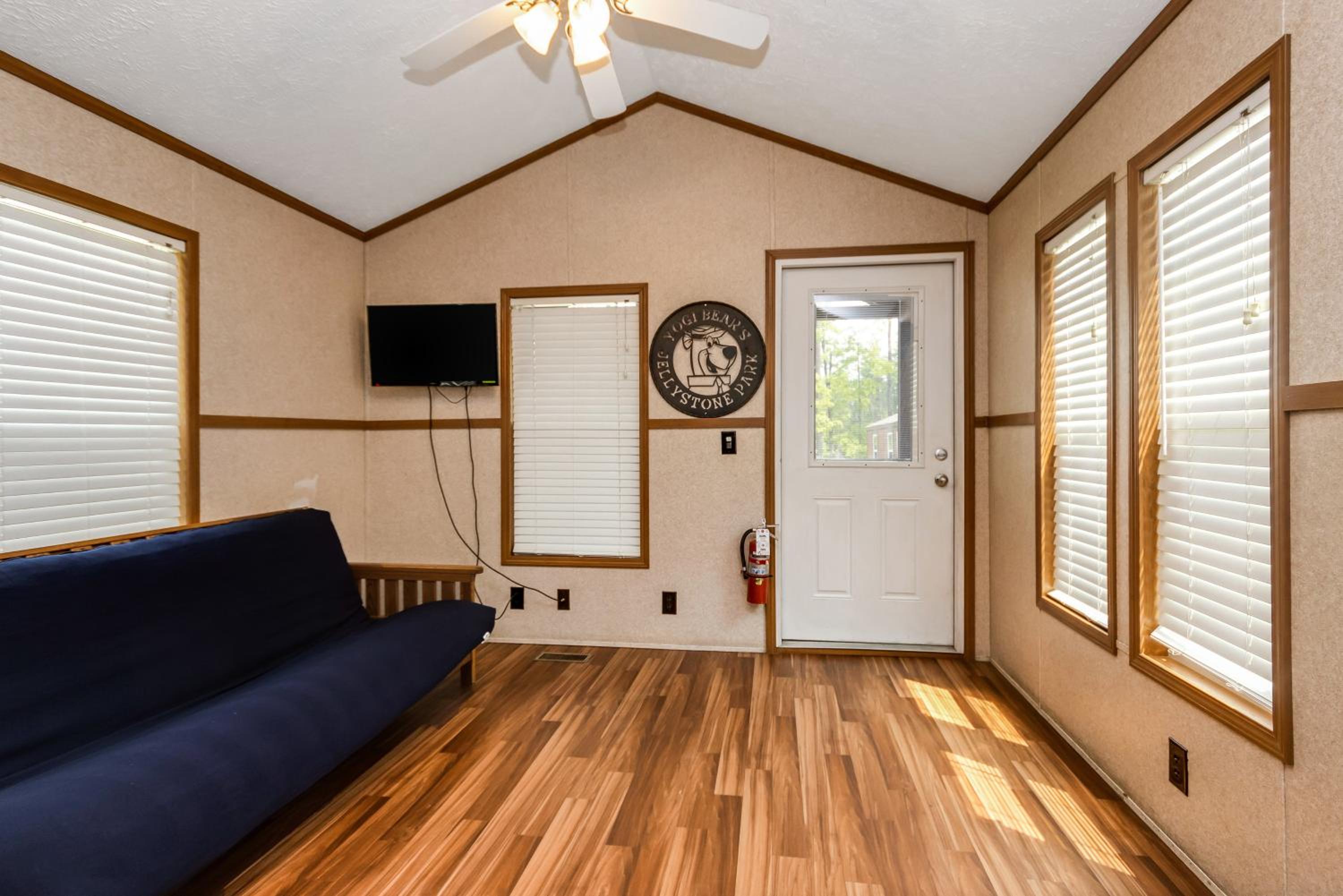 Premium Lodge - 1 Bedroom w/ Loft photo 1