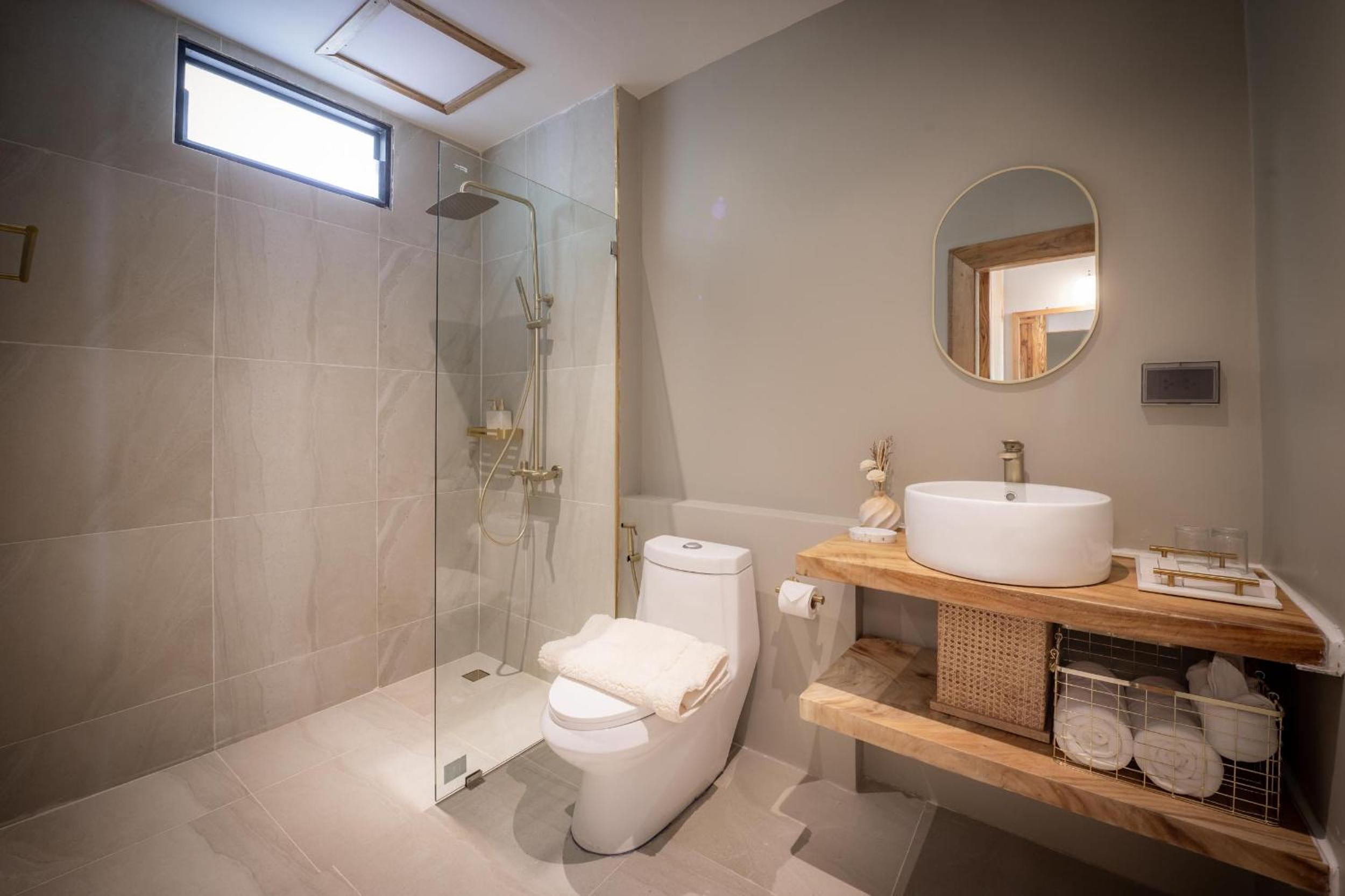King Suite with Sea View - Photo 4