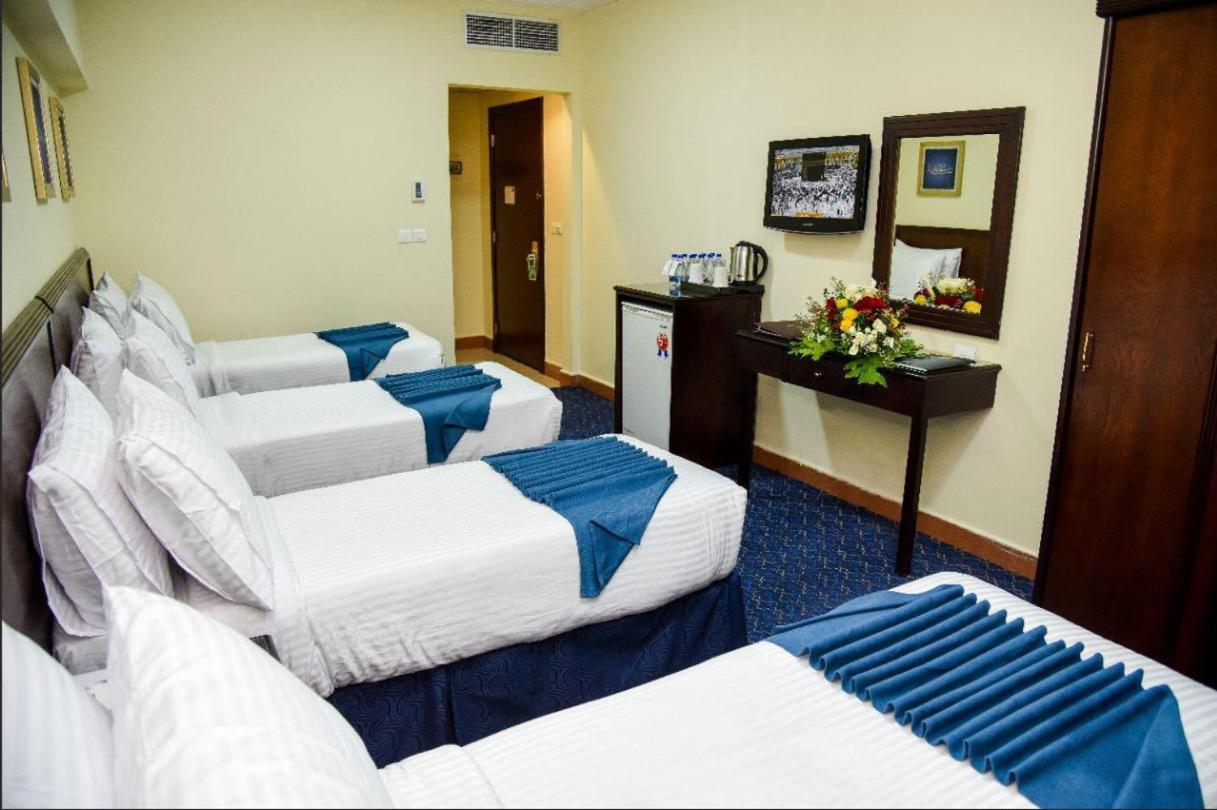 Quadruple Room - Photo 3