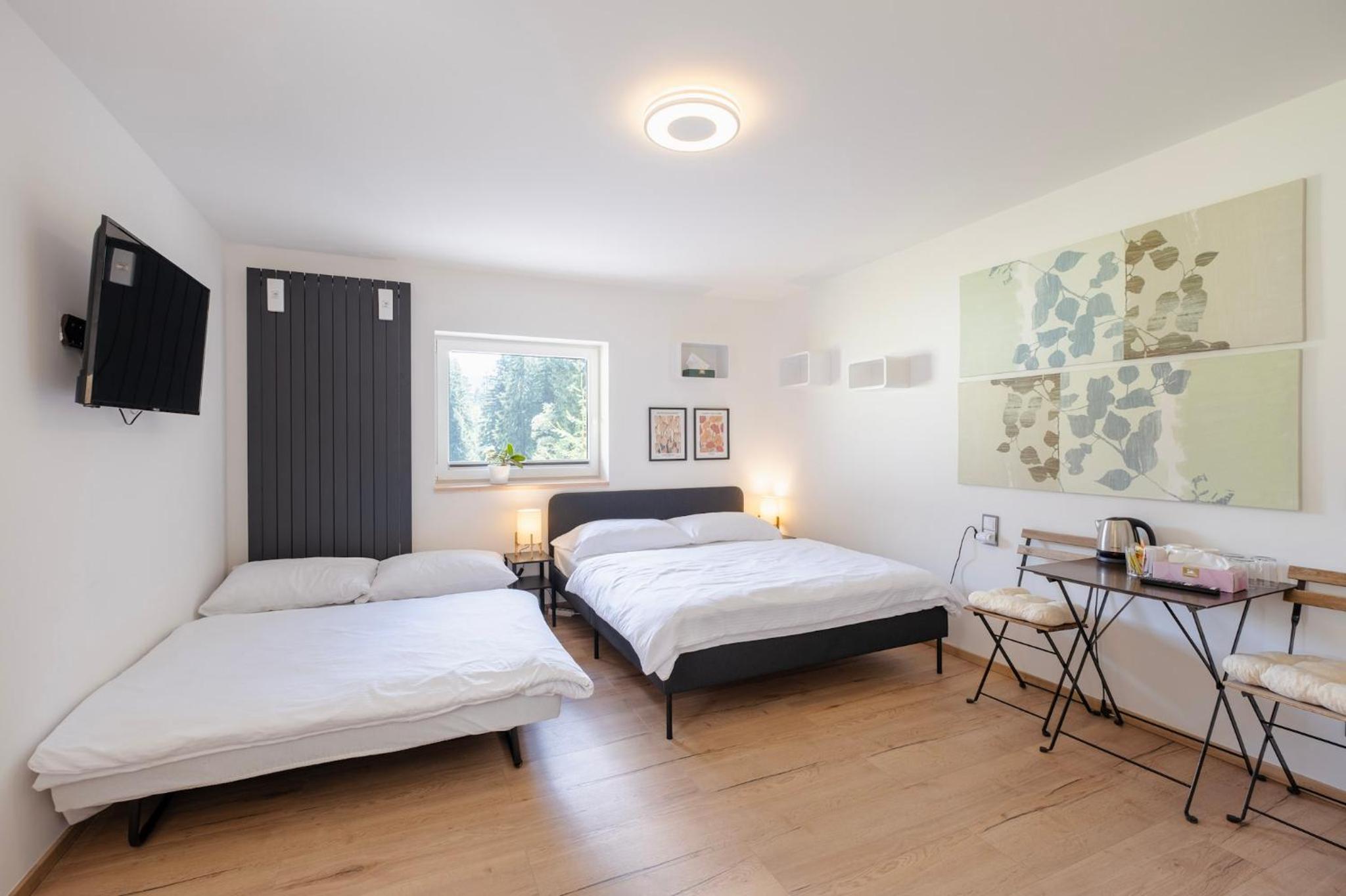 Classic Quadruple Room - Photo 2