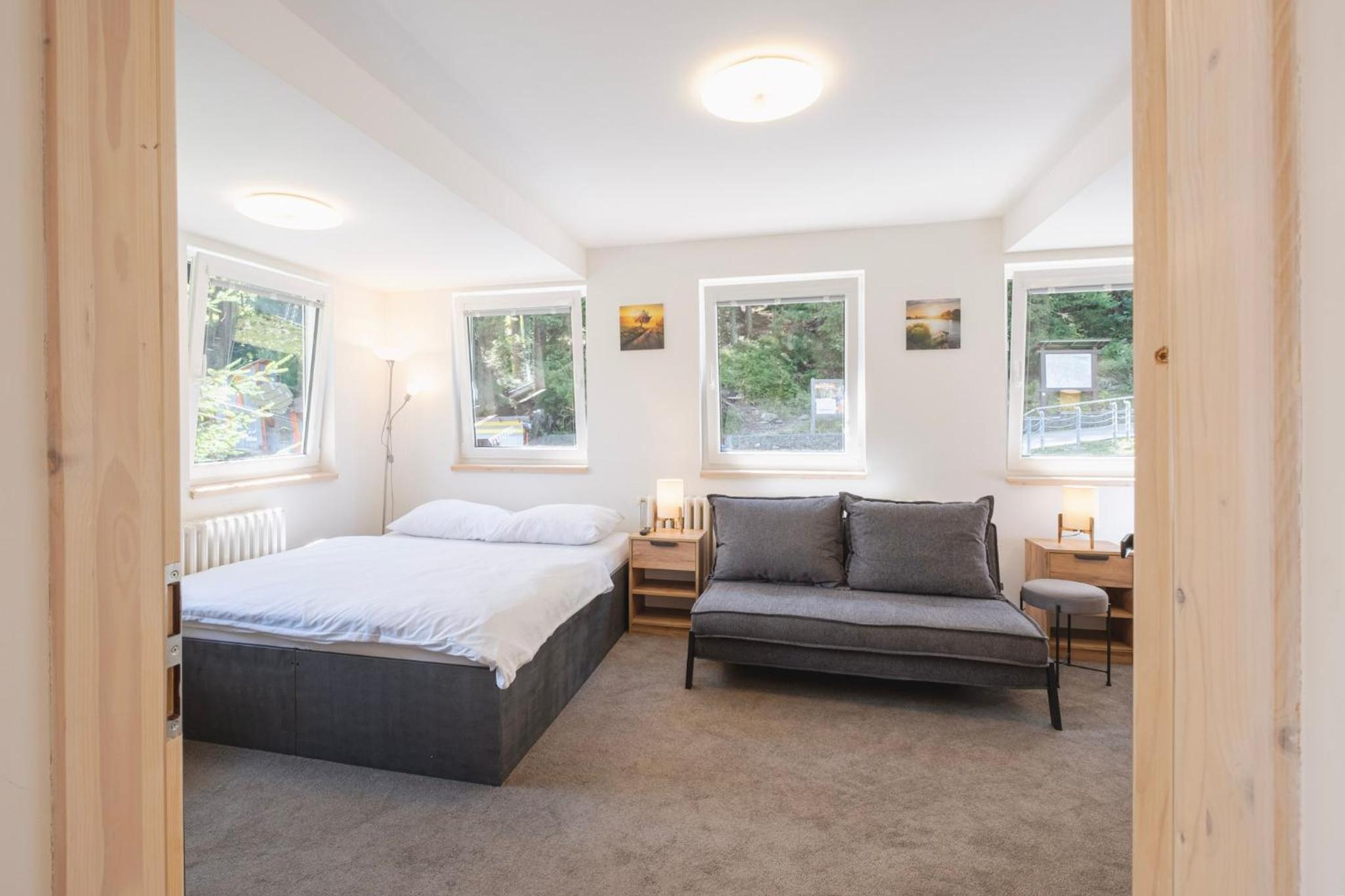 Superior Quadruple Room - Photo 5
