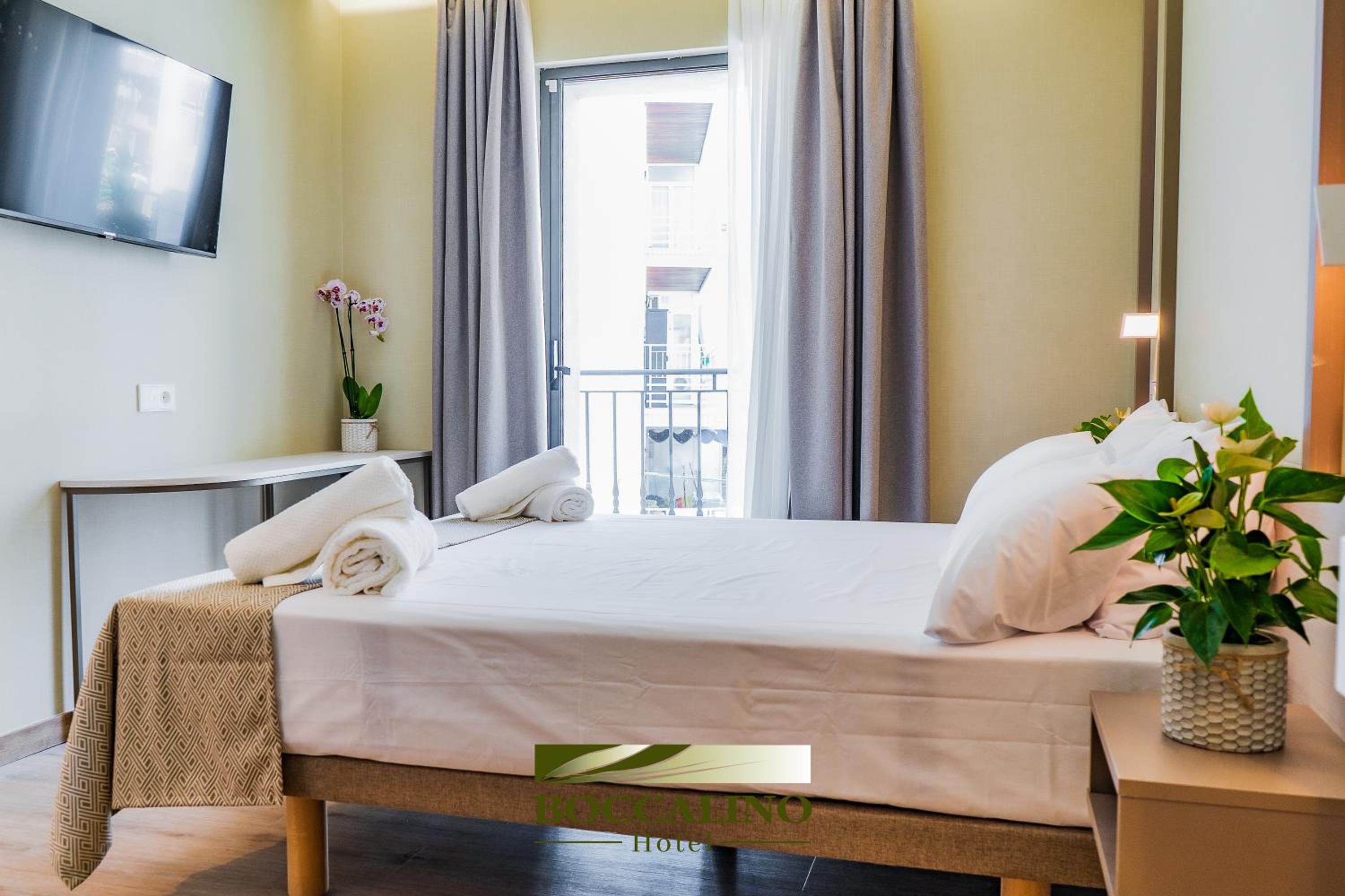 Double Room with Balcony photo 3
