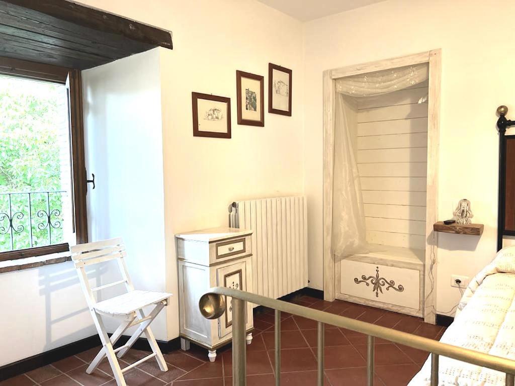 One-Bedroom Apartment - Split Level photo 3