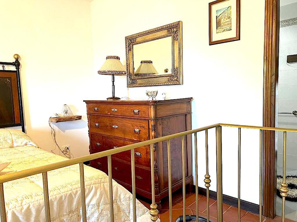 One-Bedroom Apartment - Split Level photo 1
