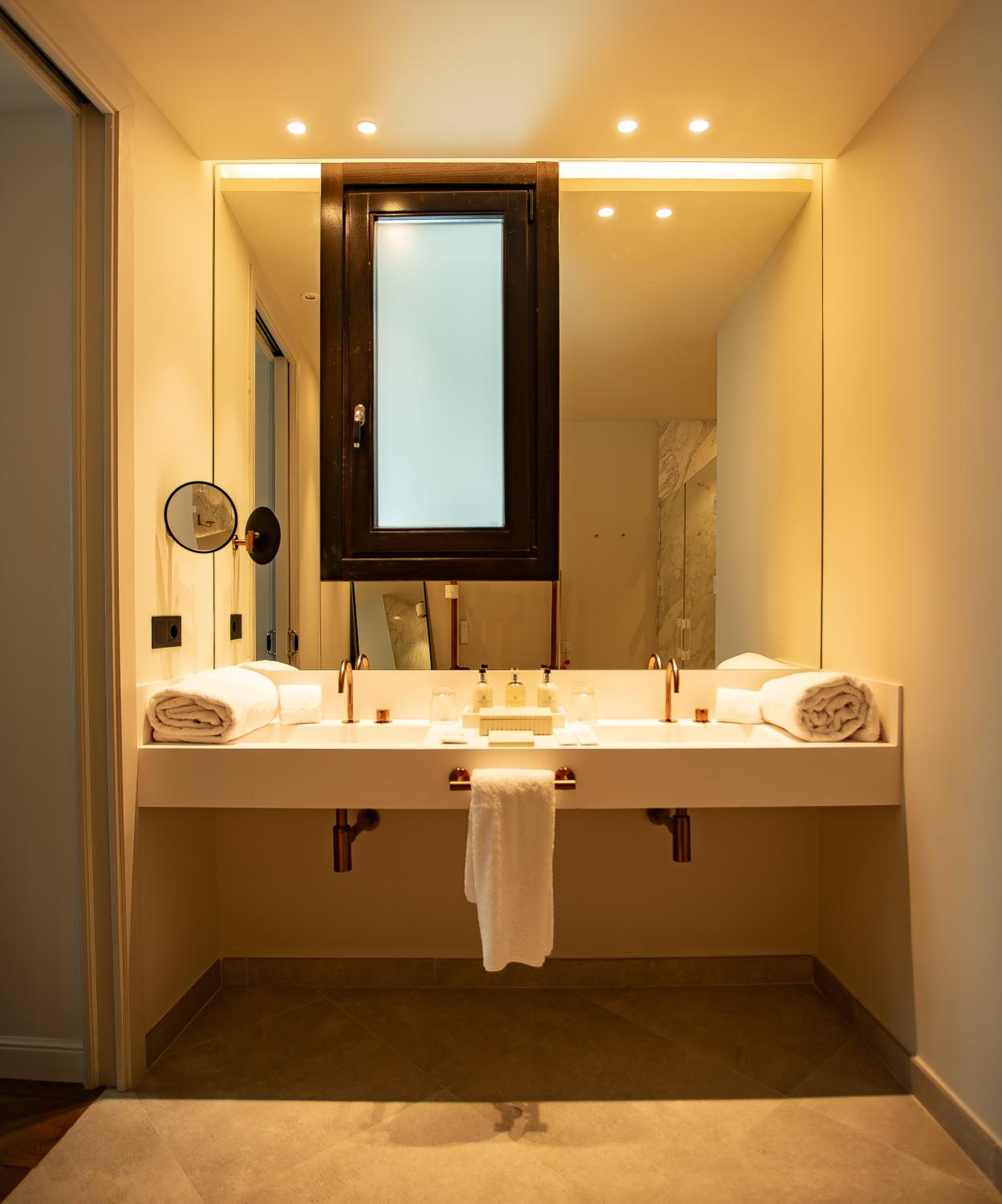 Suite Junior con Balcón