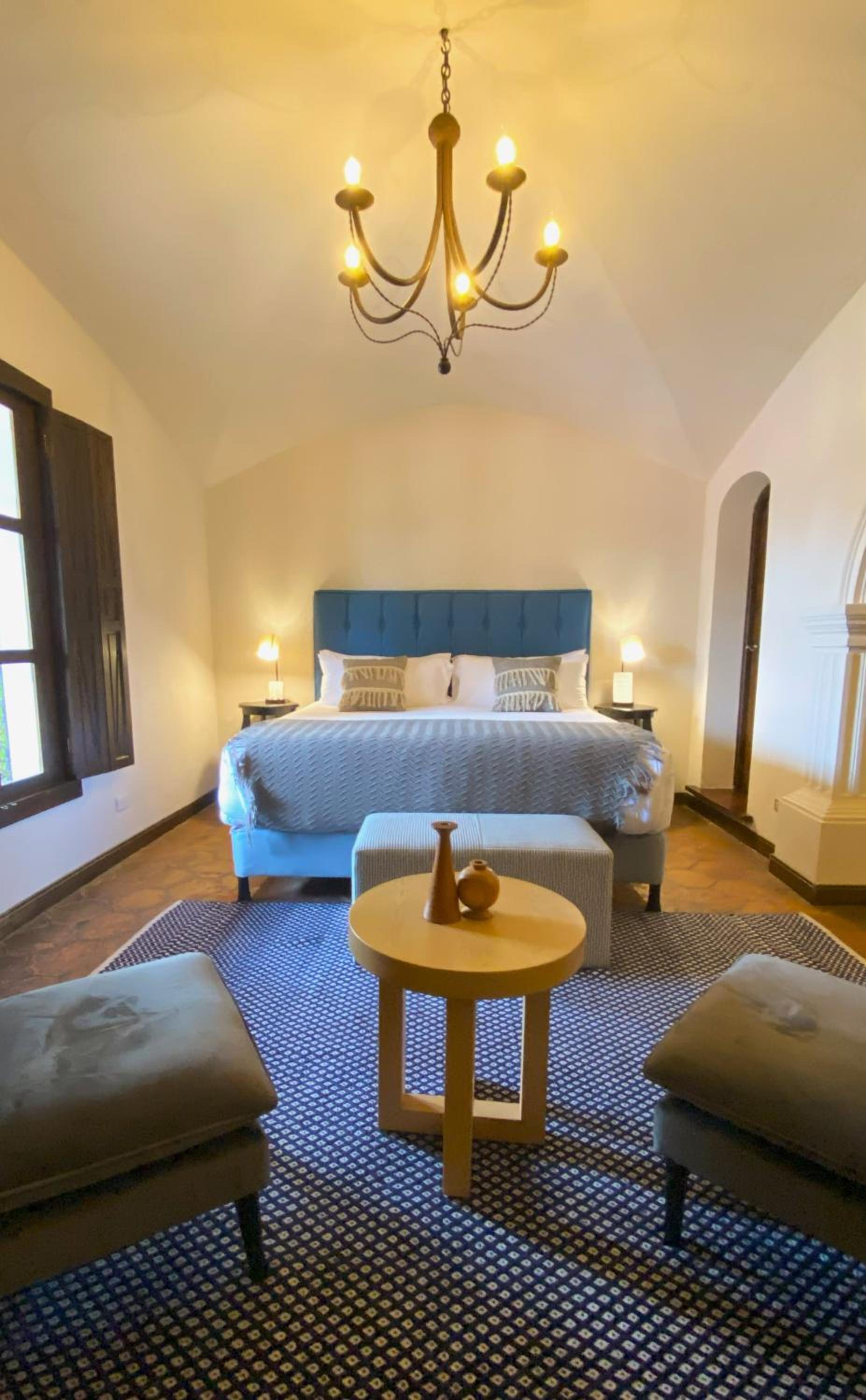 Deluxe King Suite photo 2