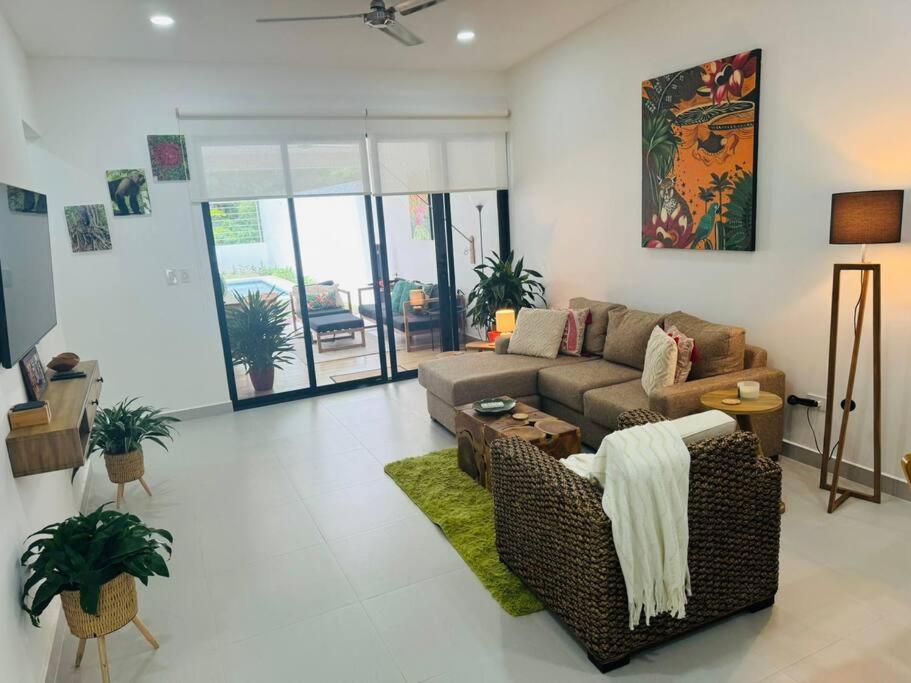 Three-Bedroom House photo 1