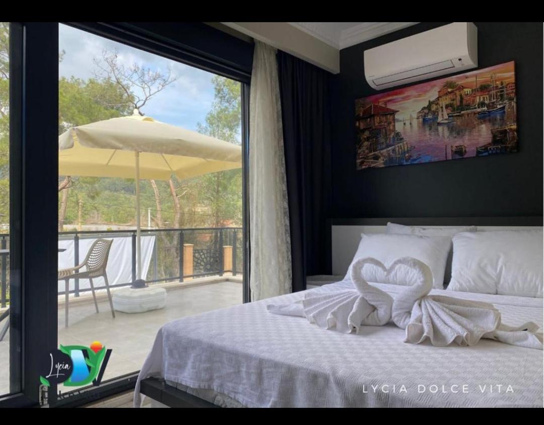 Villa photo 1