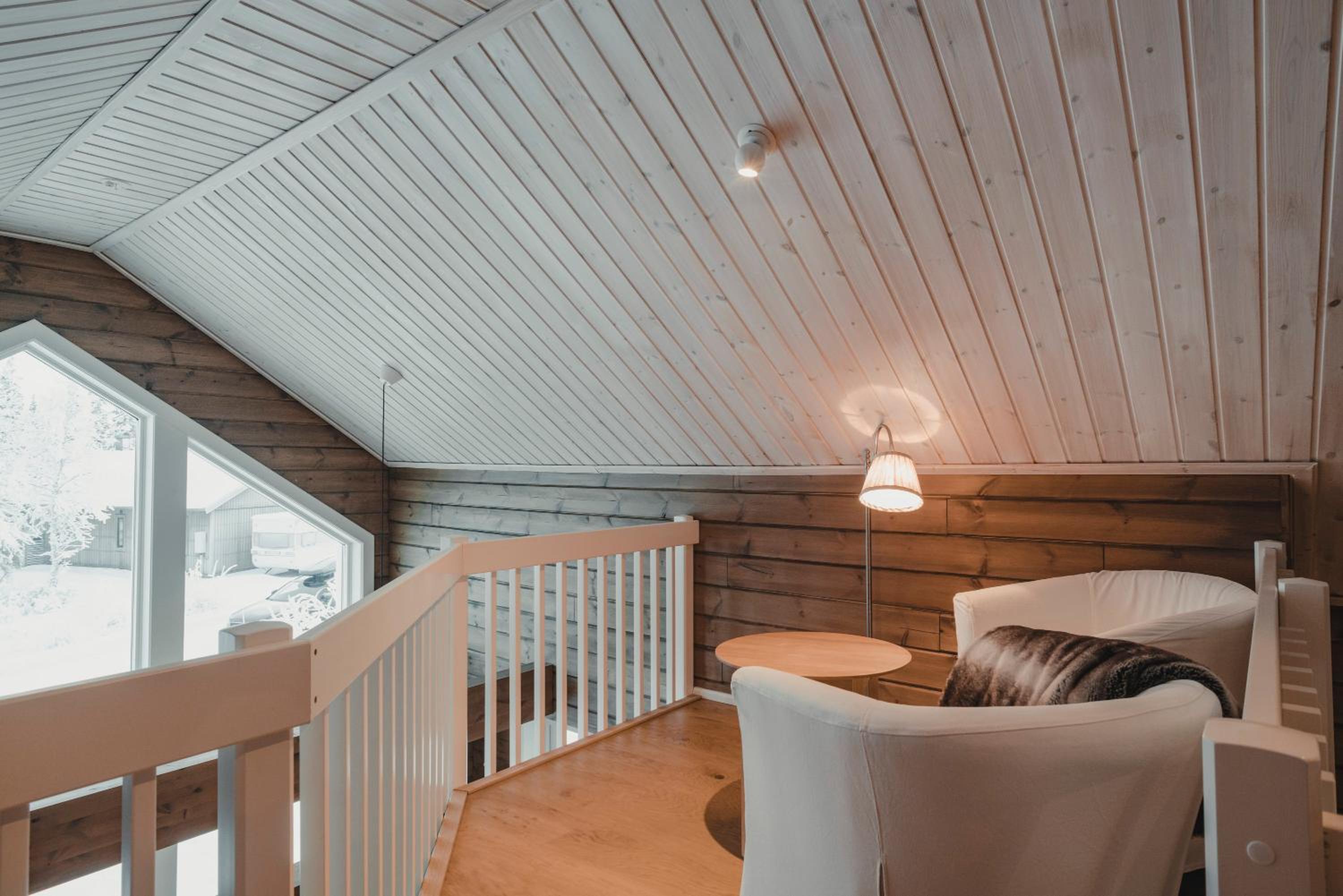 Four-Bedroom House photo 3