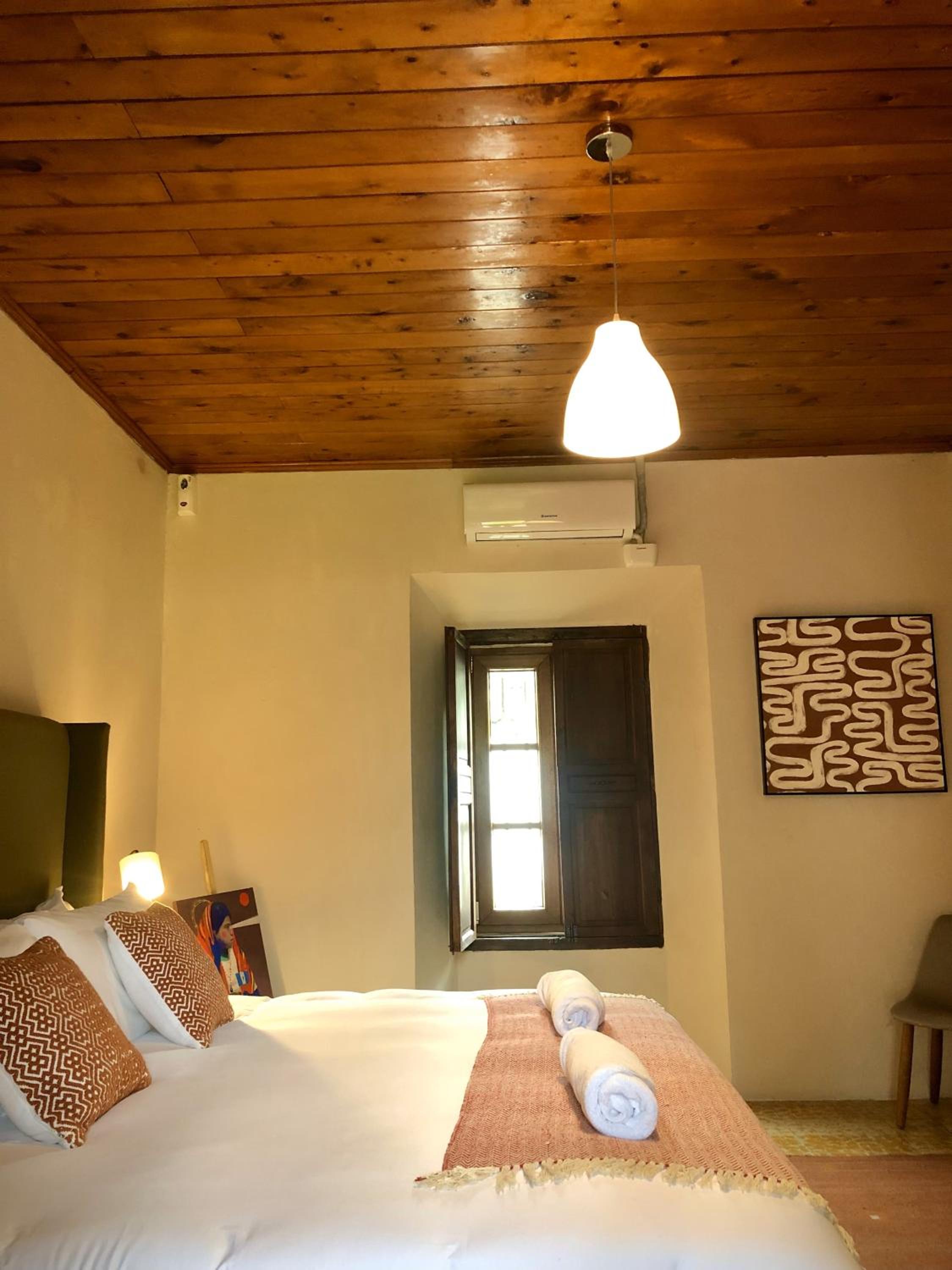 Deluxe King Room photo 1