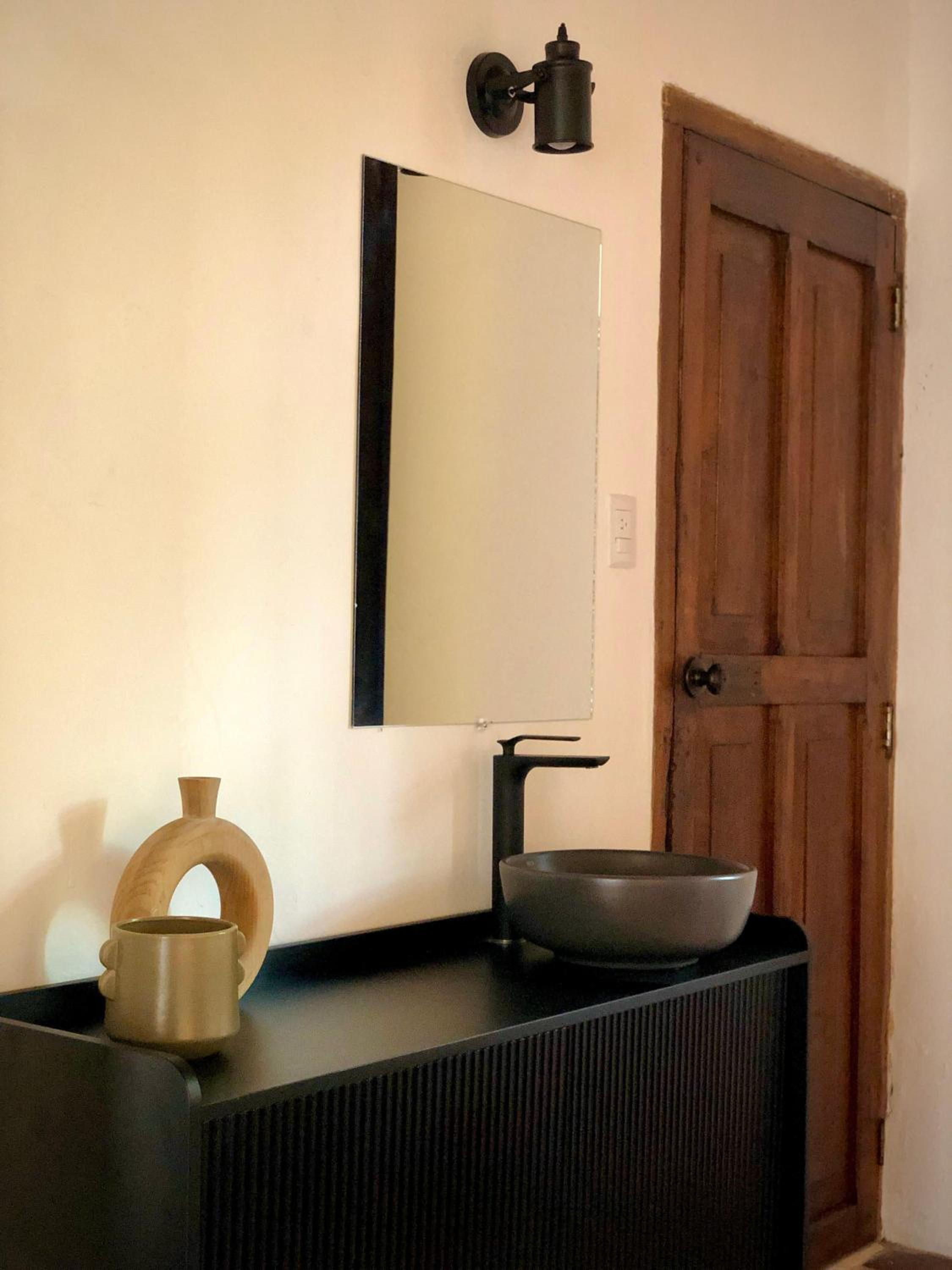 Deluxe King Room photo 3