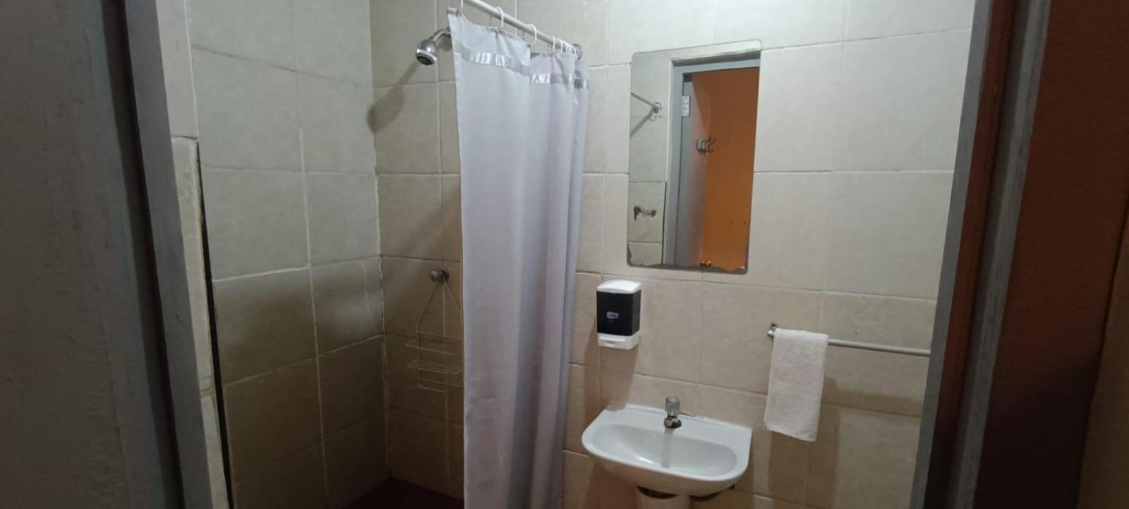 Twin Room with Bathroom photo 2