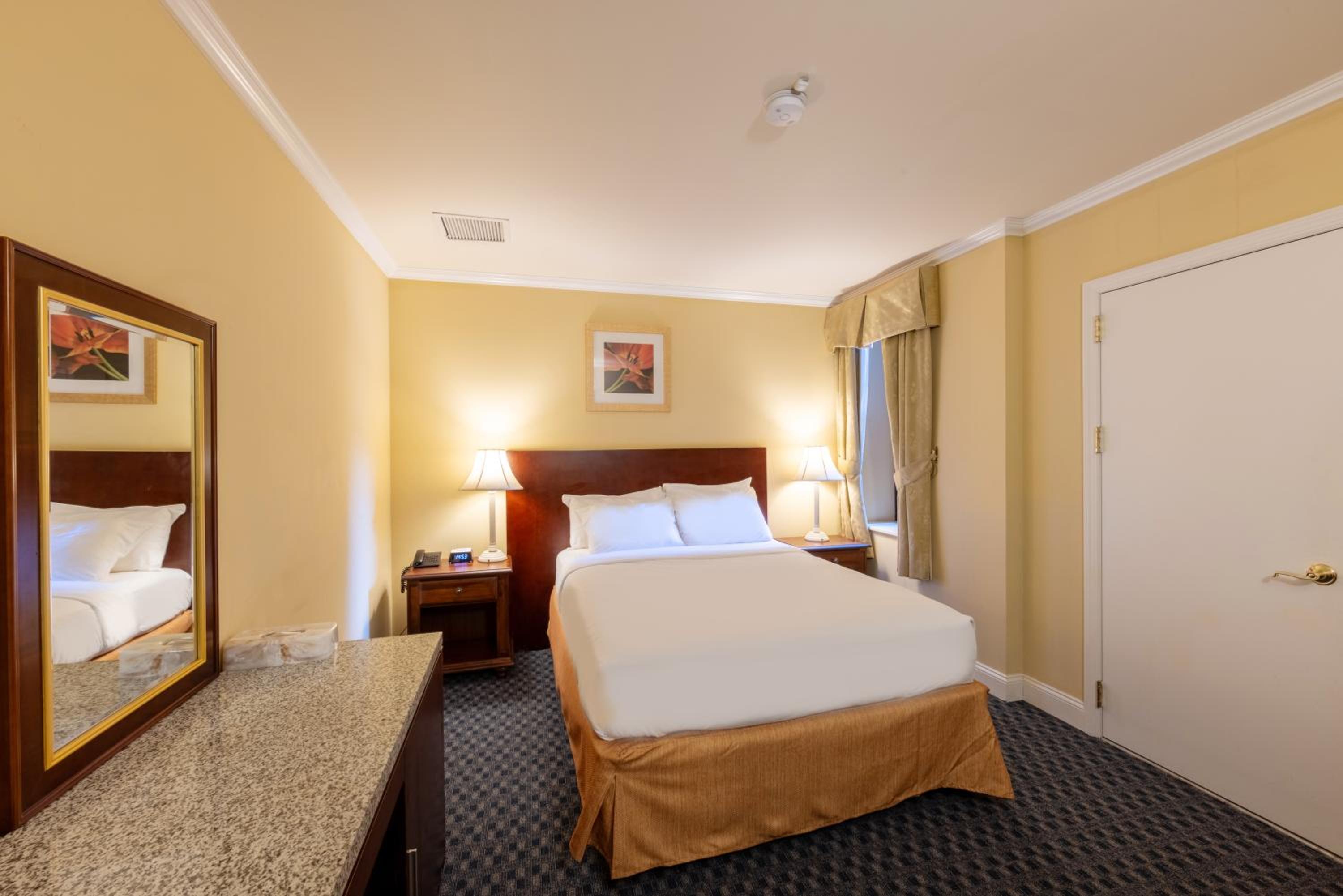 Superior Queen Room