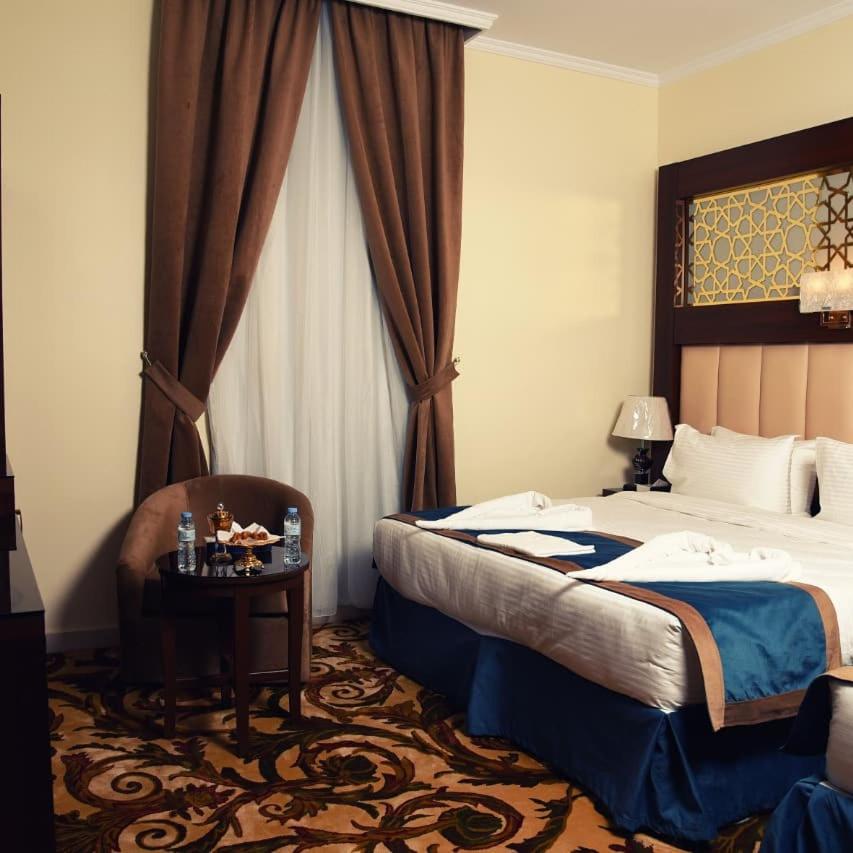 Deluxe Double or Twin Room photo 1