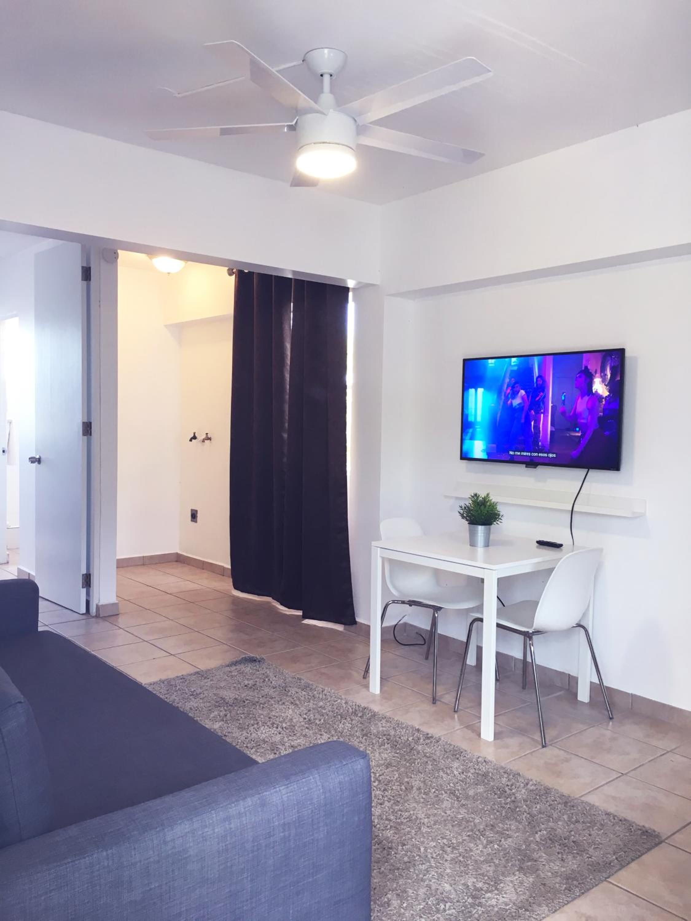 One-Bedroom Apartment photo 3