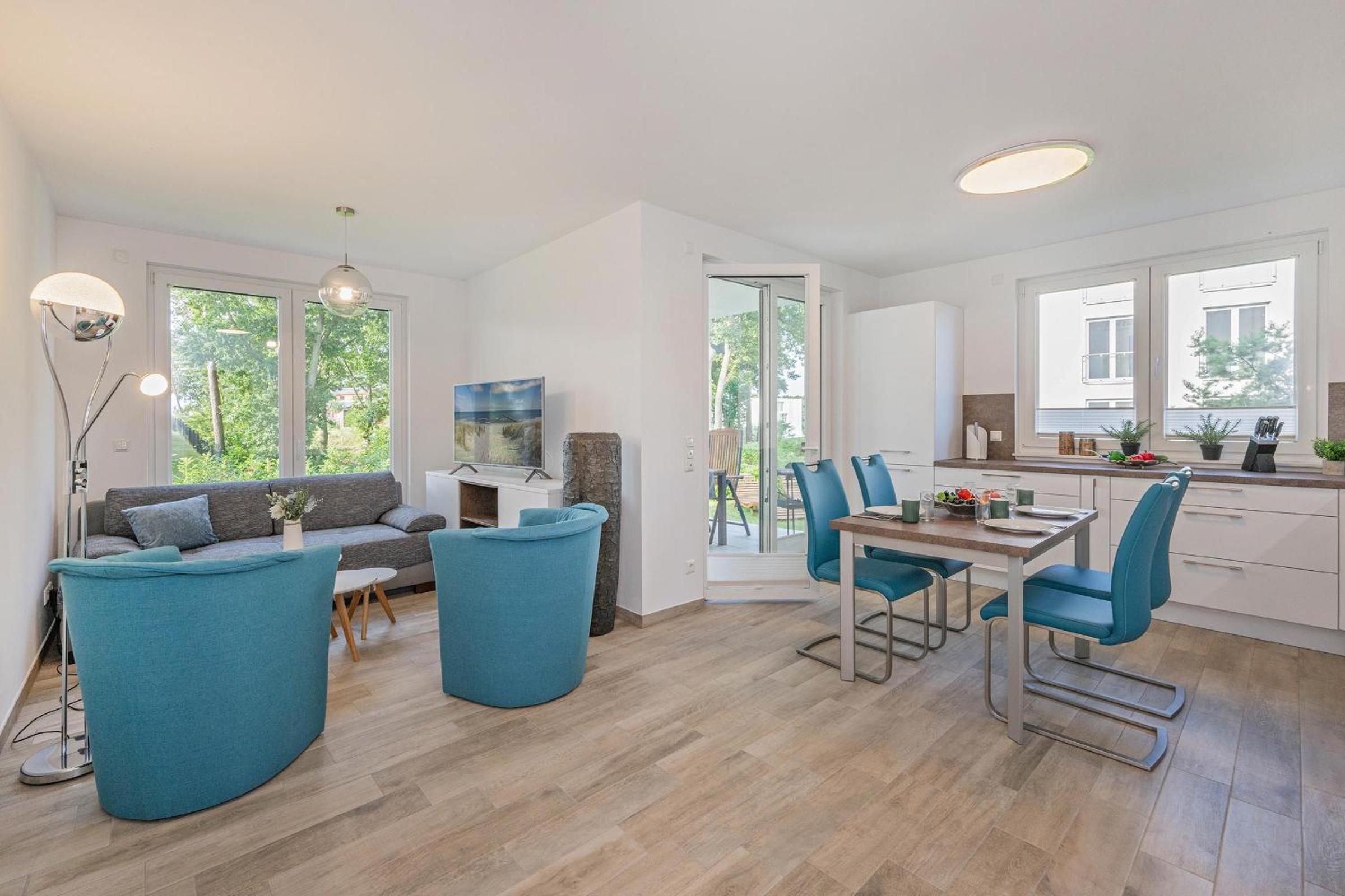 Apartment with Terrace photo 1