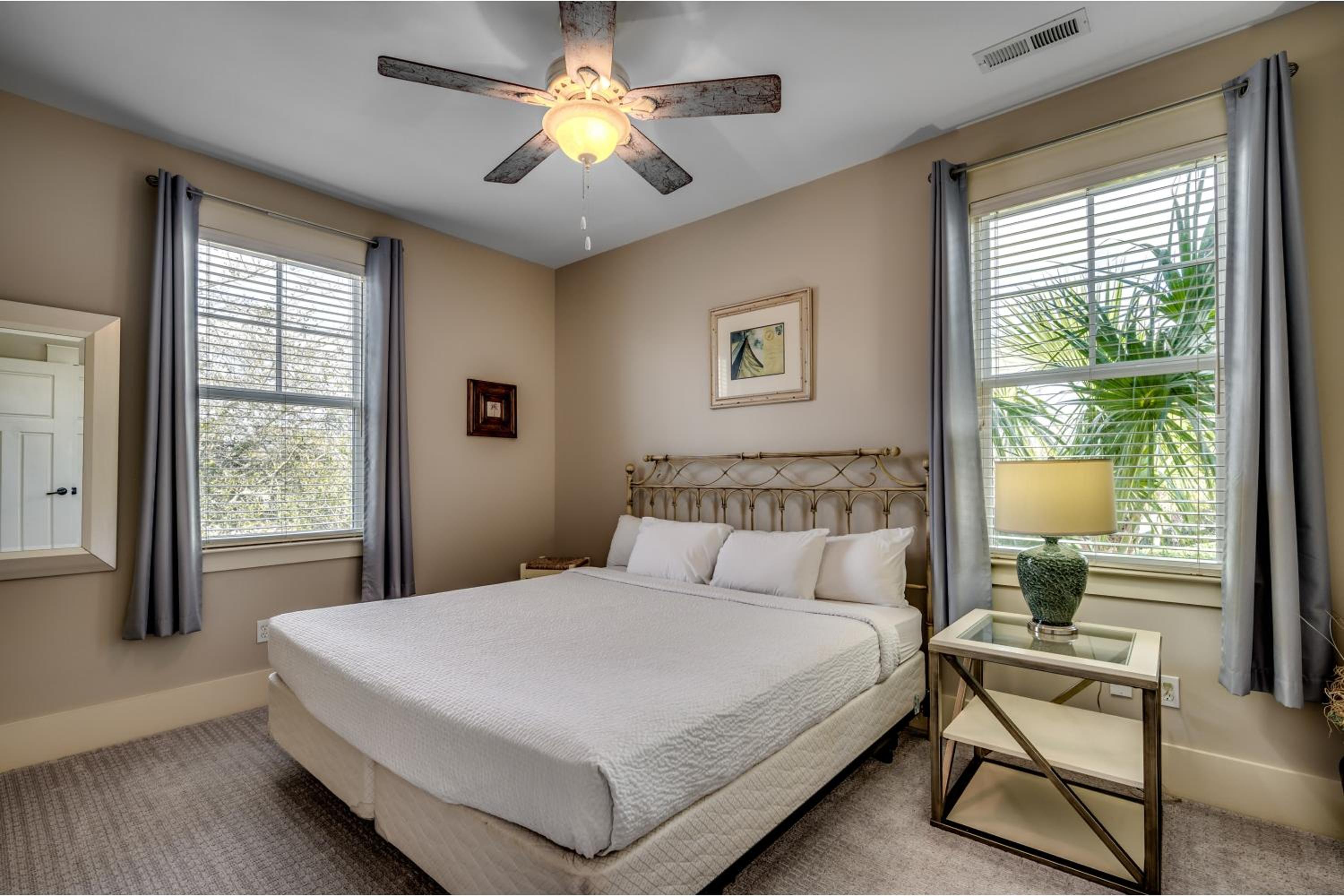 Three-Bedroom Villa photo 1