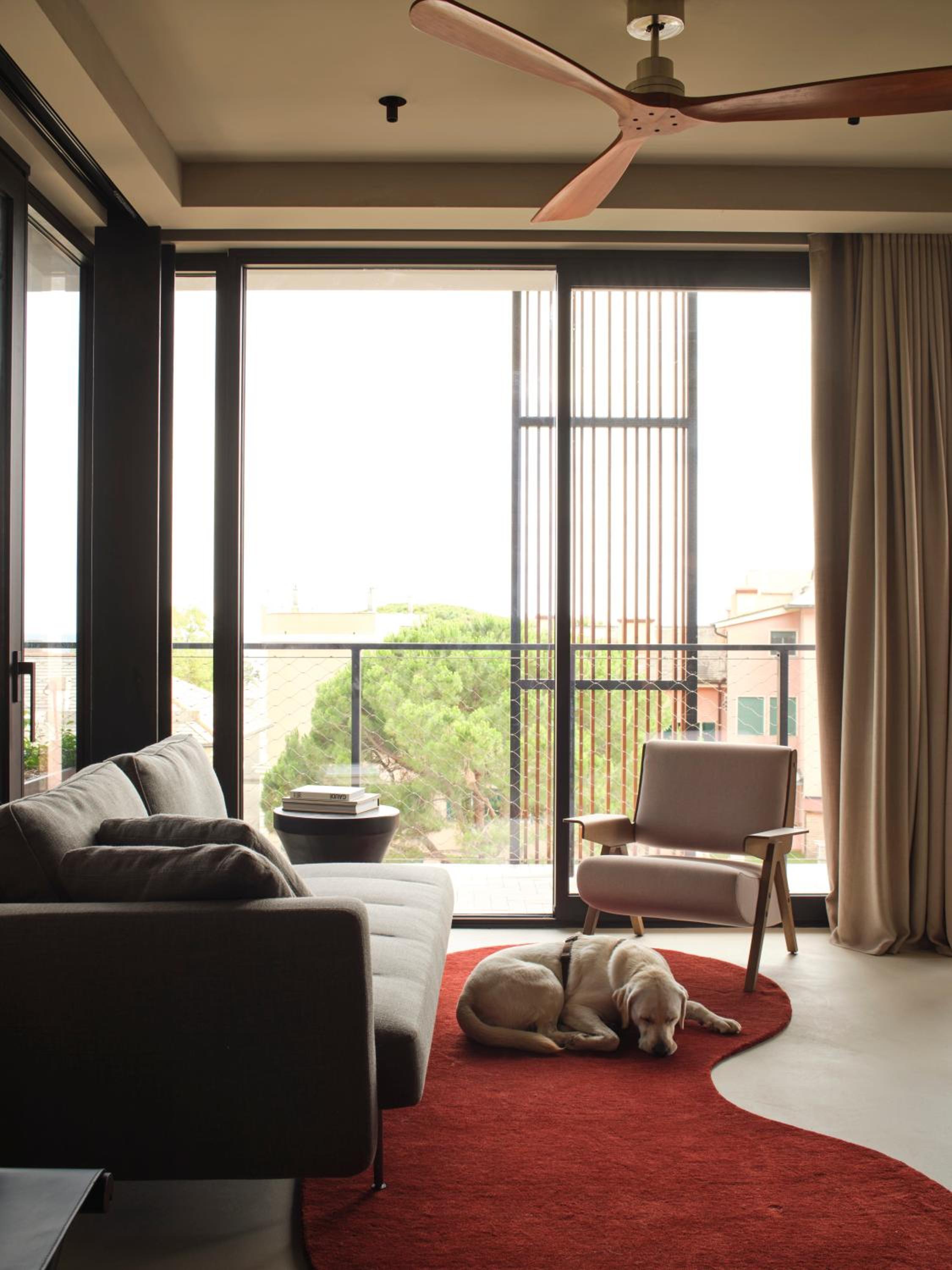 Deluxe Suite with Balcony  - Photo 5