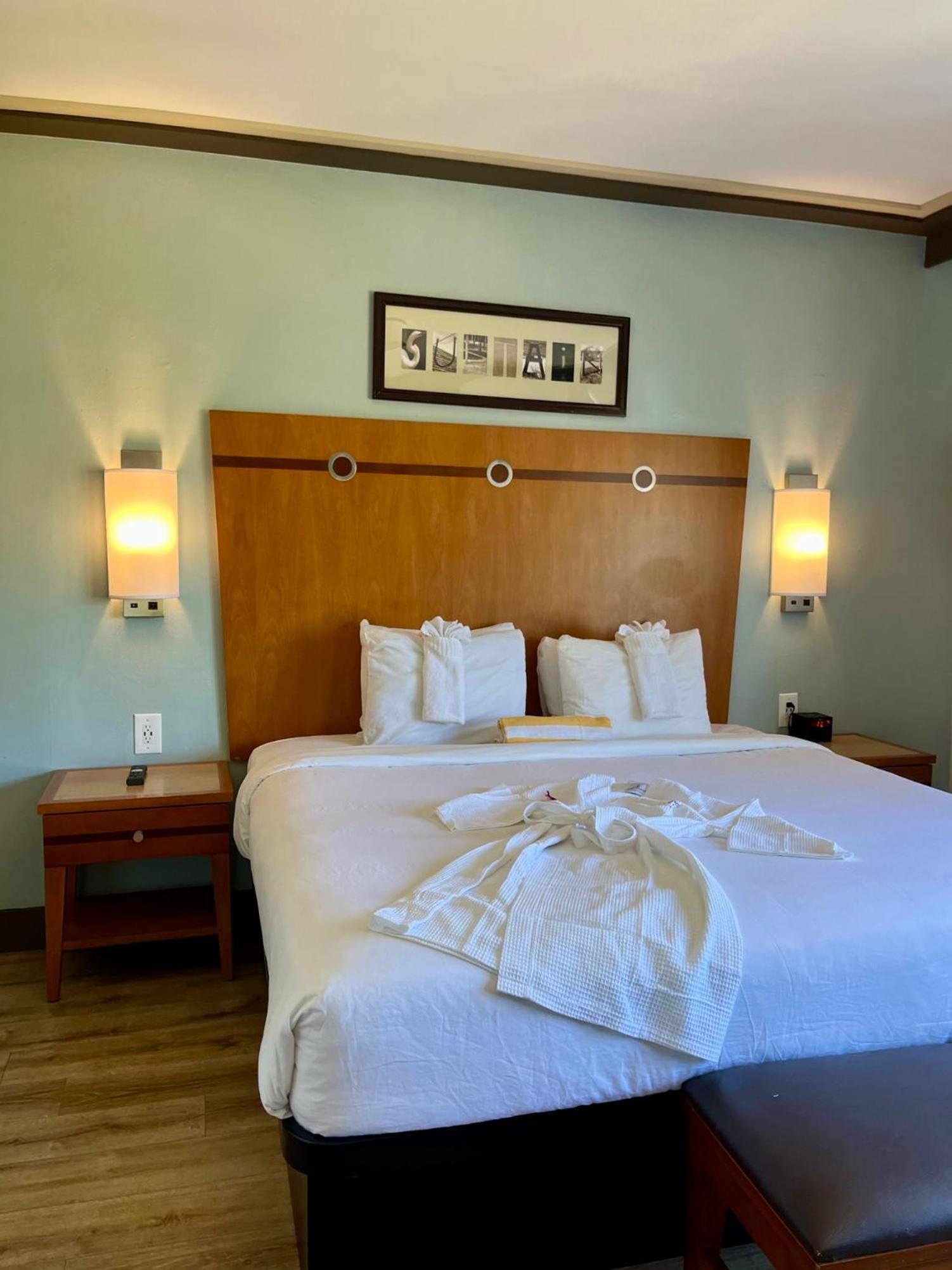 King Room with Oceanfront, Non-Smoking