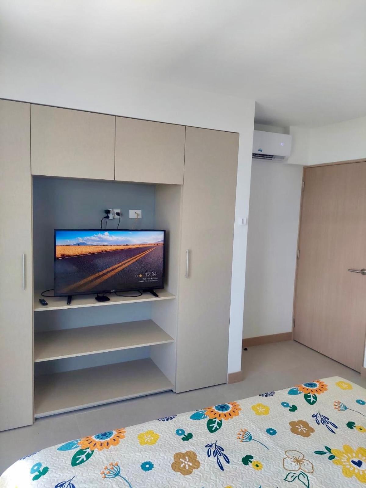 Three-Bedroom Apartment photo 1