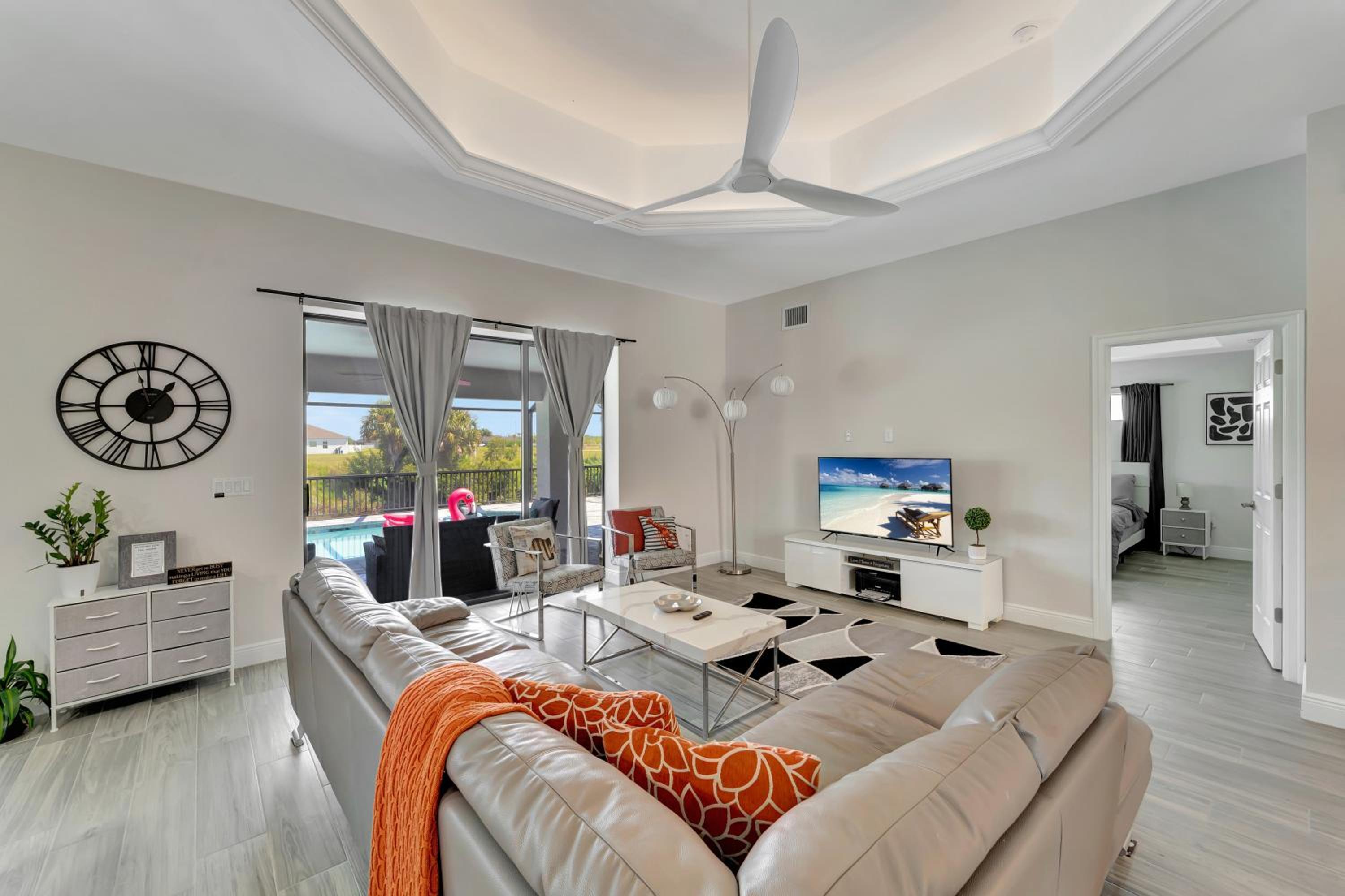 Villa photo 1