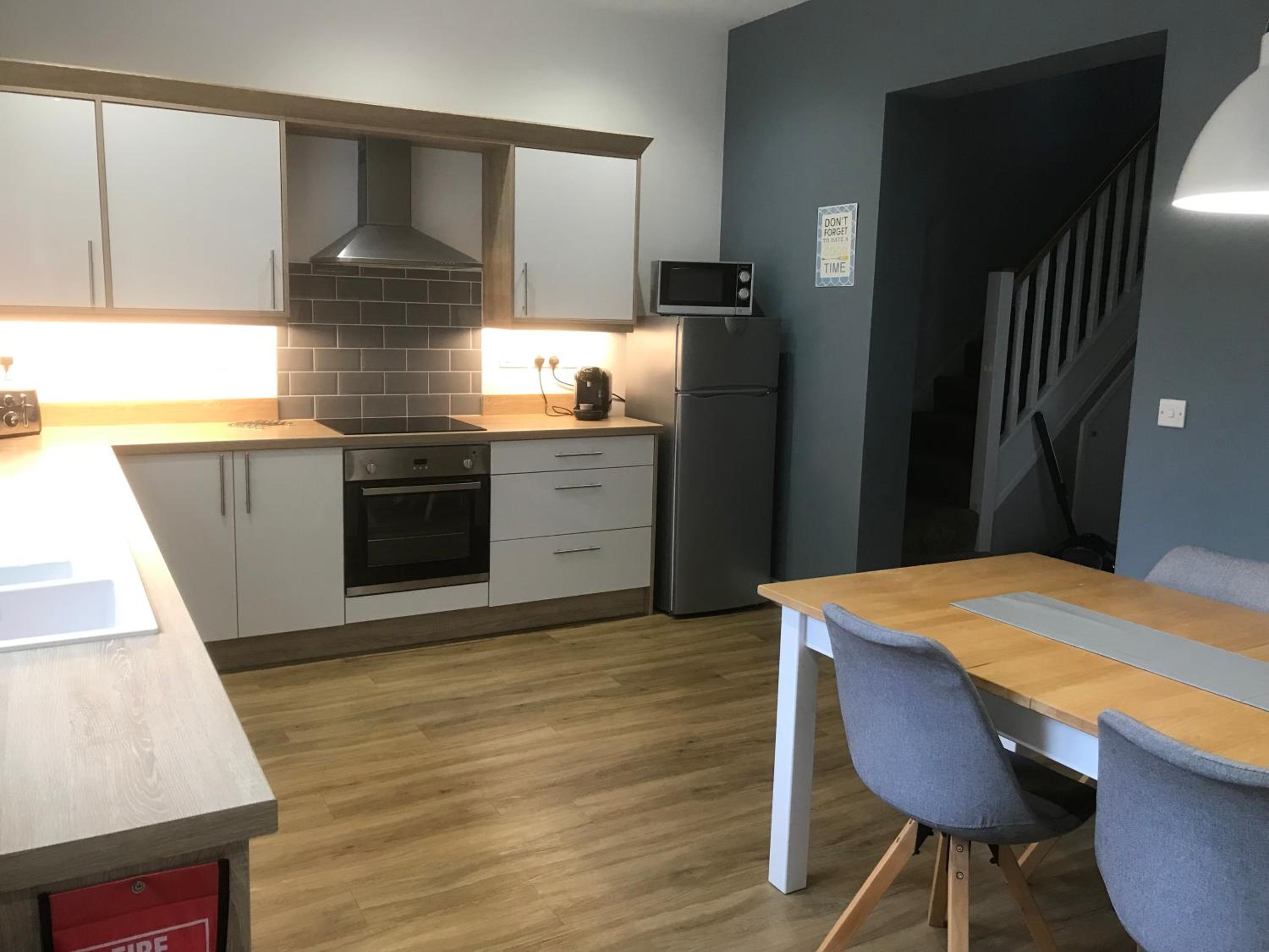 Two-Bedroom House photo 2