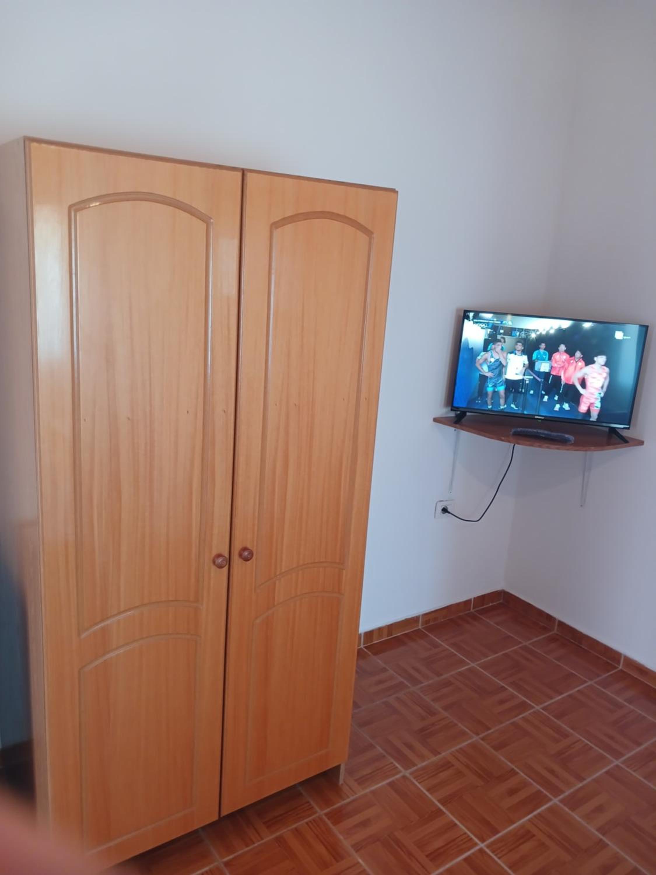 Double Room with Balcony (3 Adults) photo 2