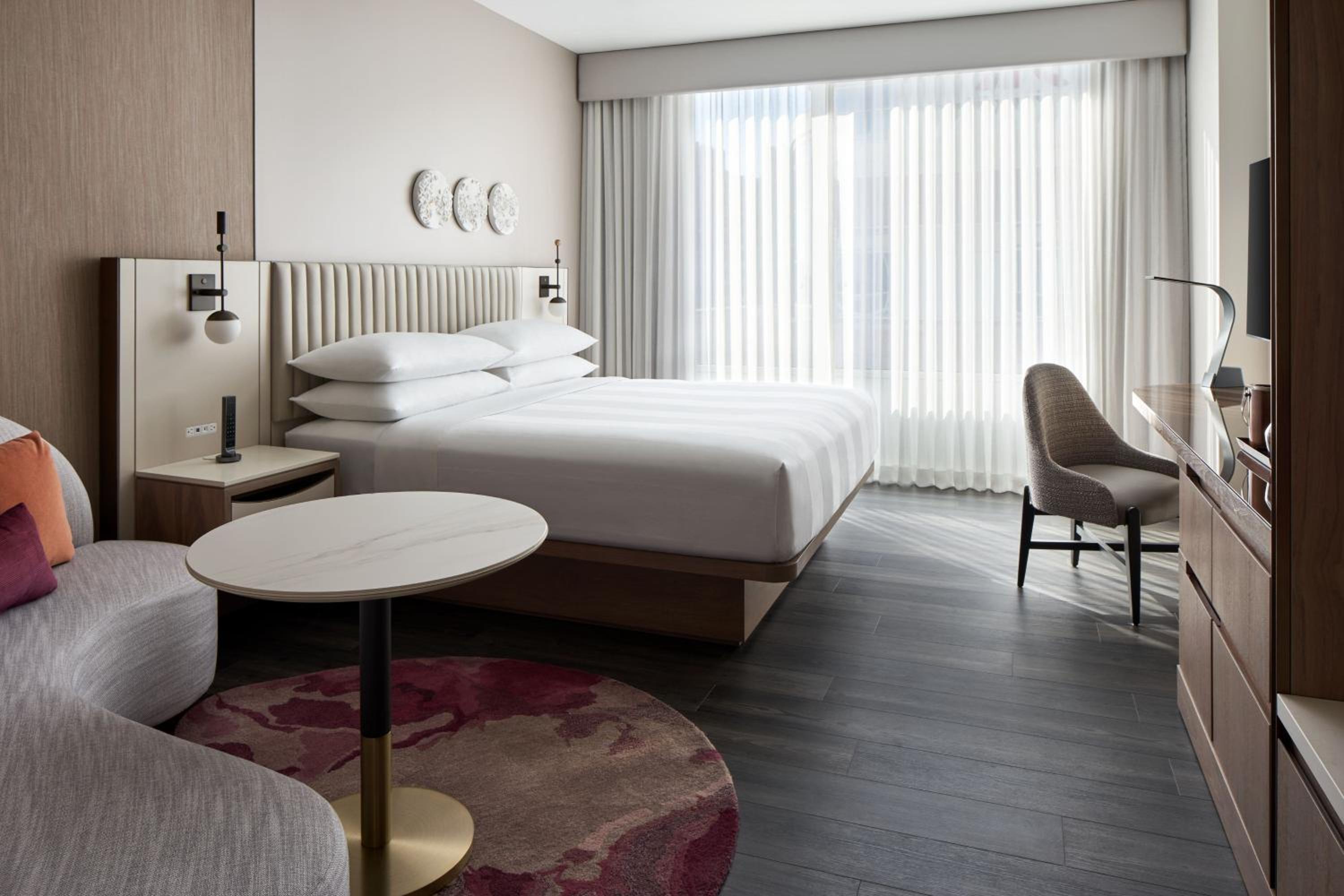 King Room - Club Level - Photo 2