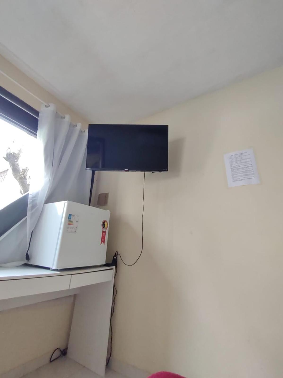 Basic Double Room with Private Bathroom photo 3