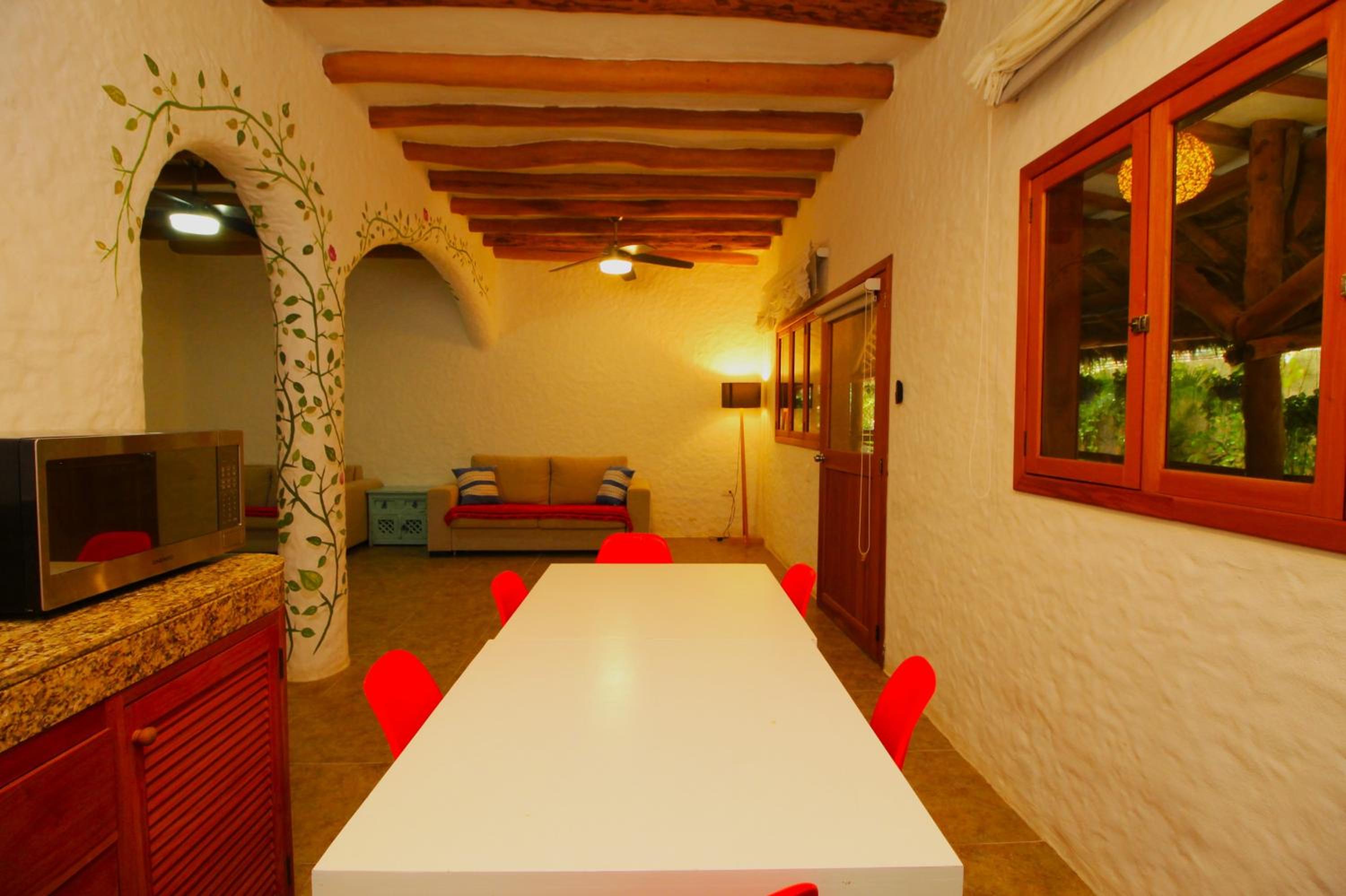 Deluxe Family Room - Photo 3