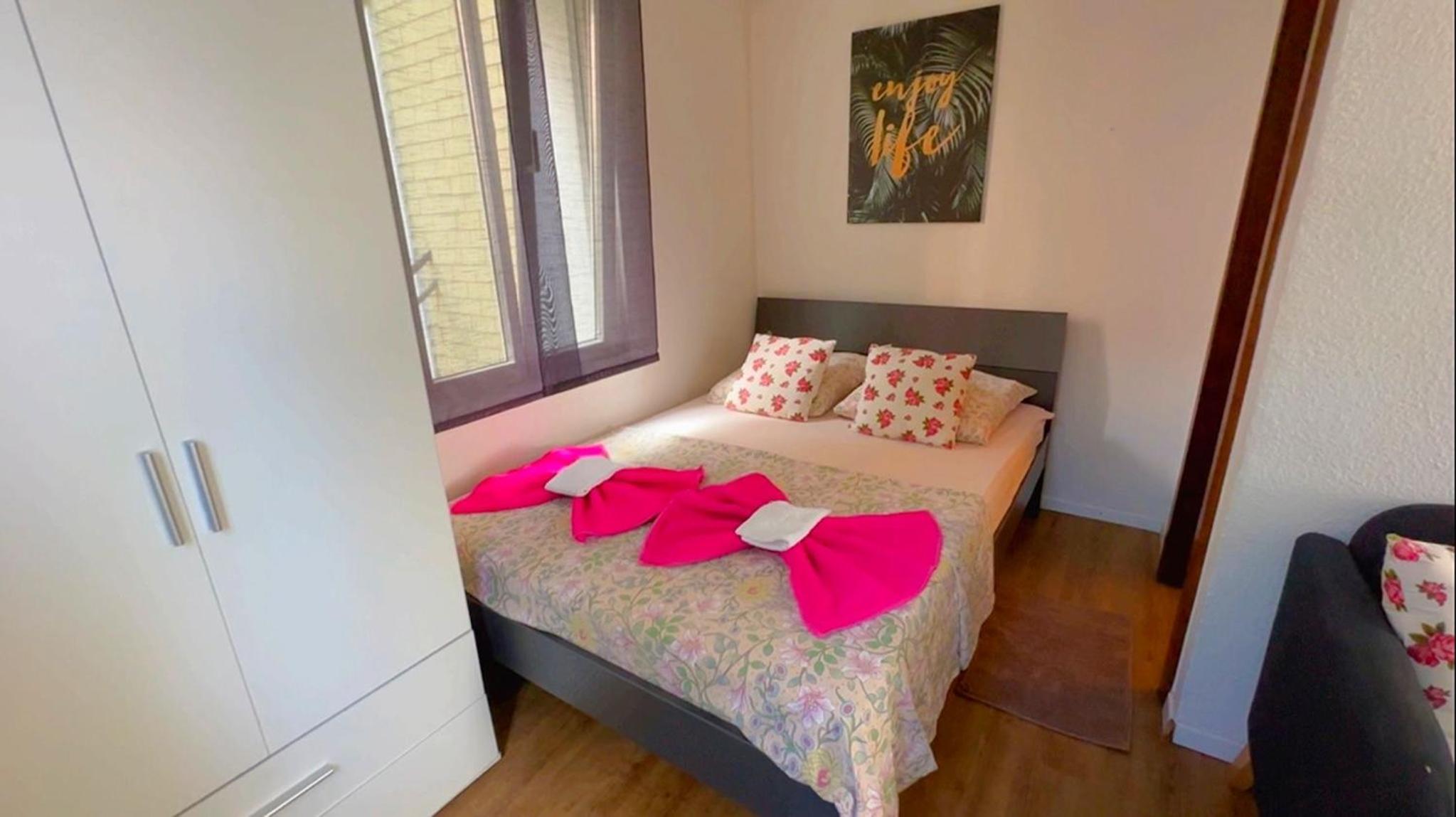 Studio Apartment photo 3