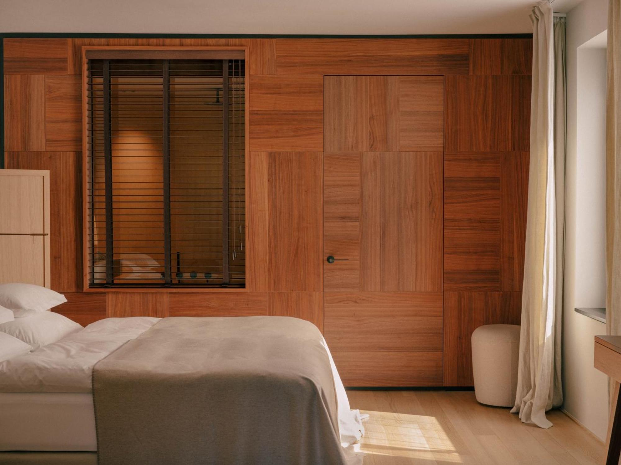 Junior Suite with Balcony photo 1