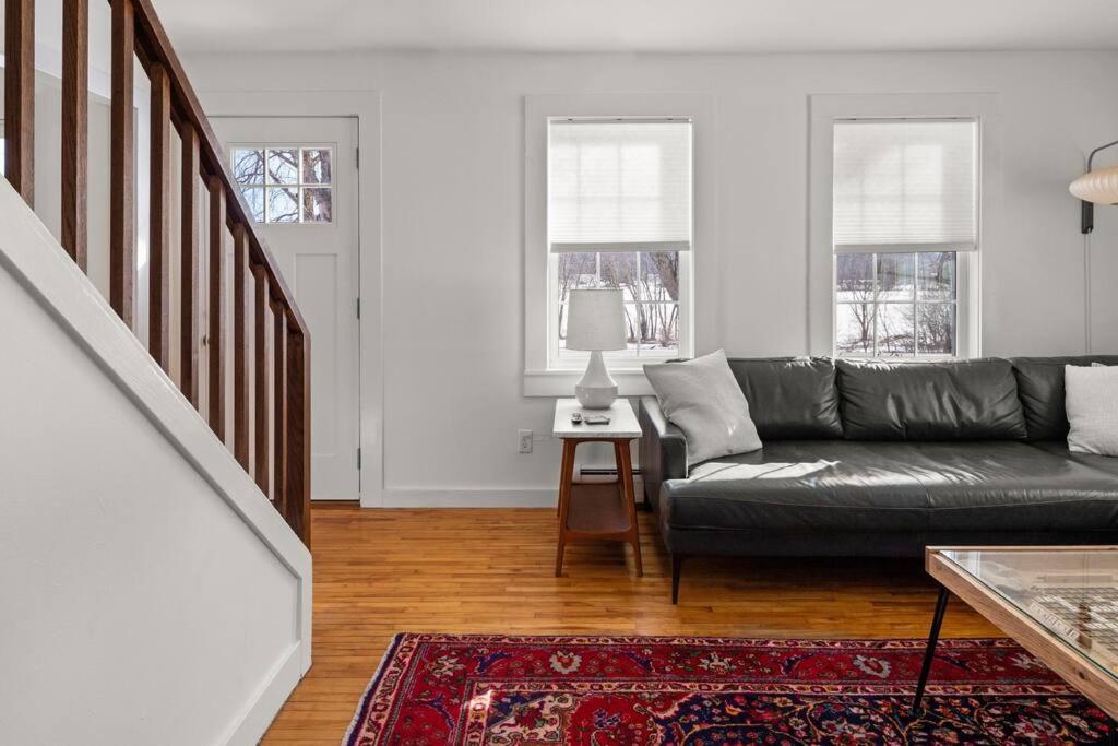 Three-Bedroom House photo 1