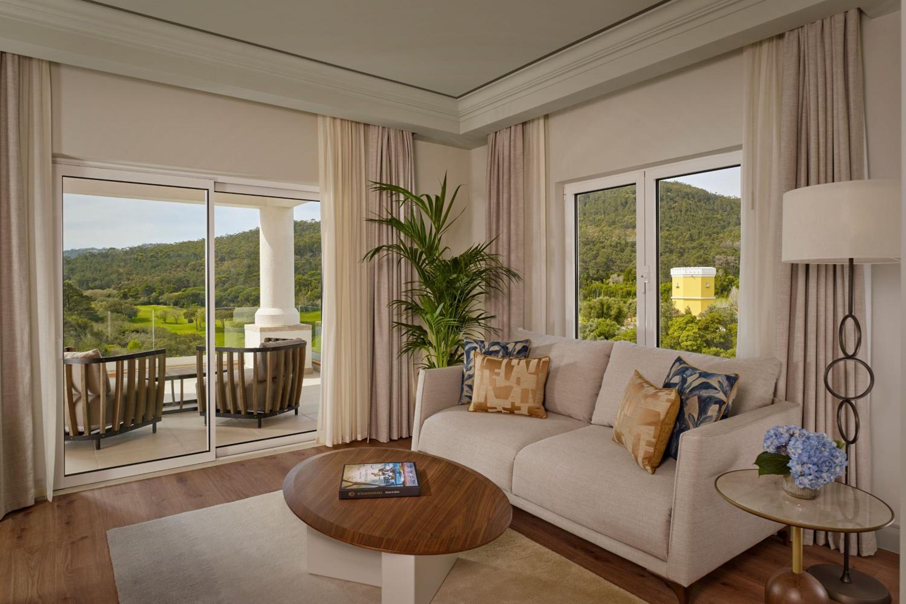 Two Bedroom Family Suite (Non Smoking)