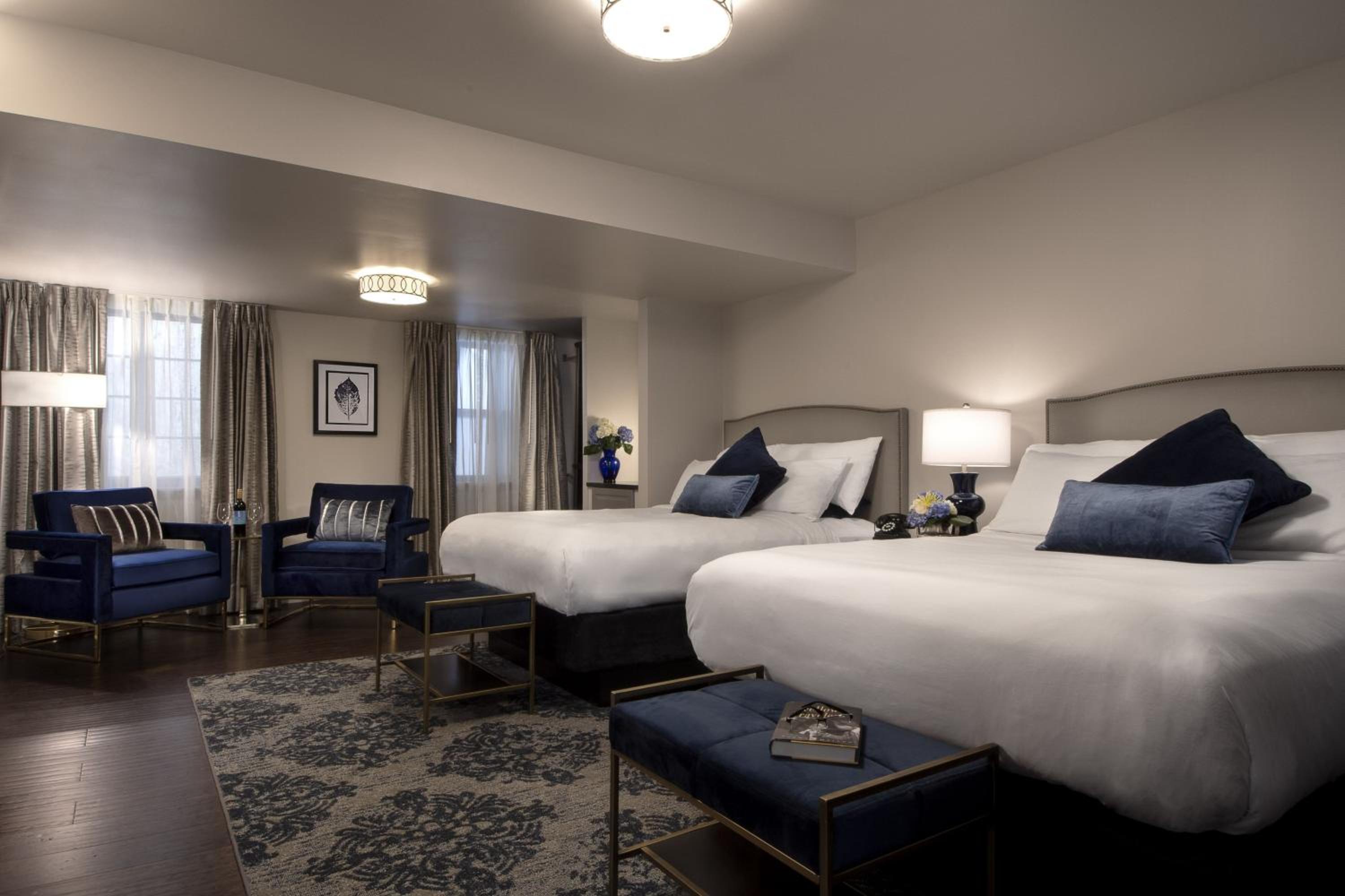 Large Queen Room - Photo 2